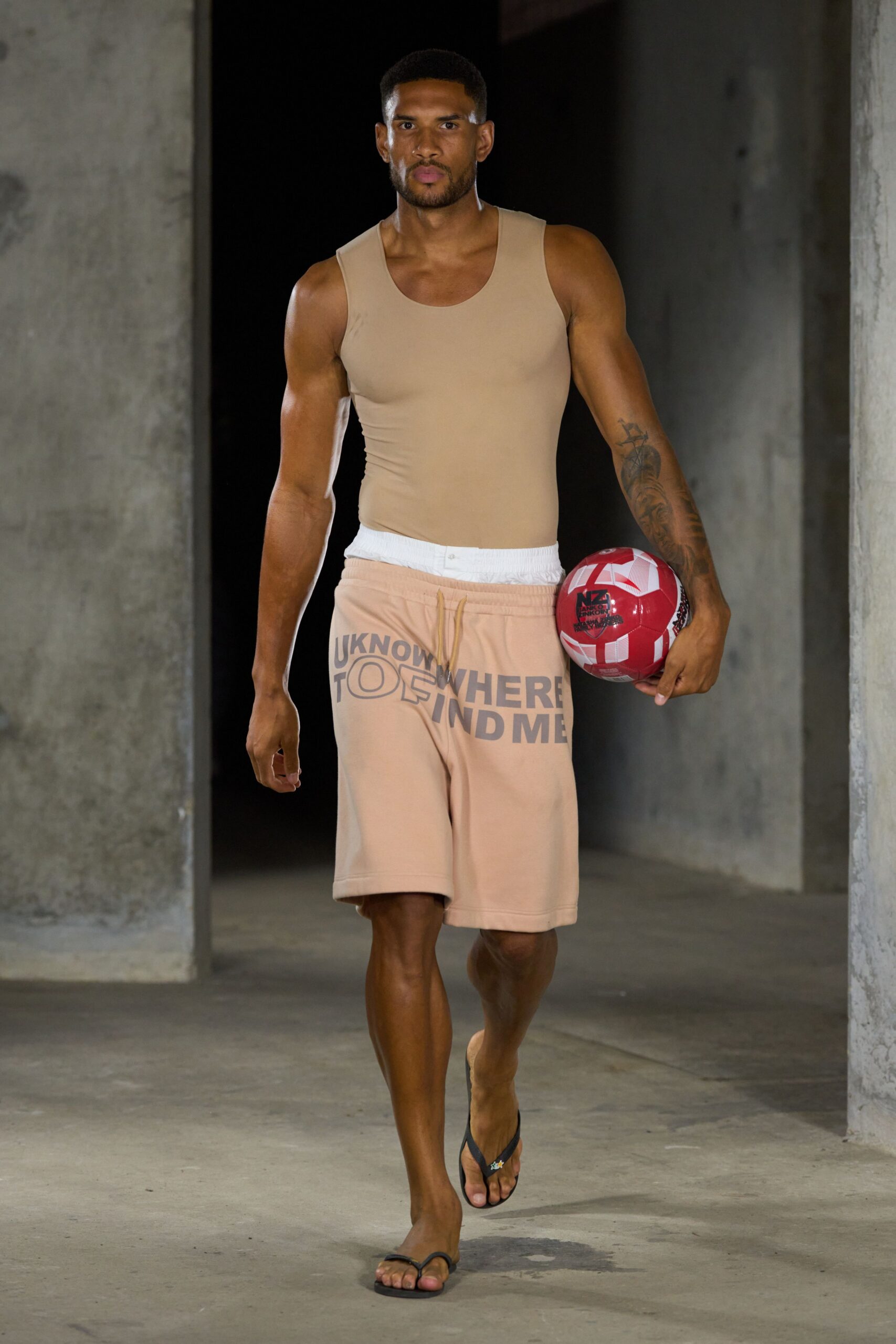 beige graphic sweat shorts