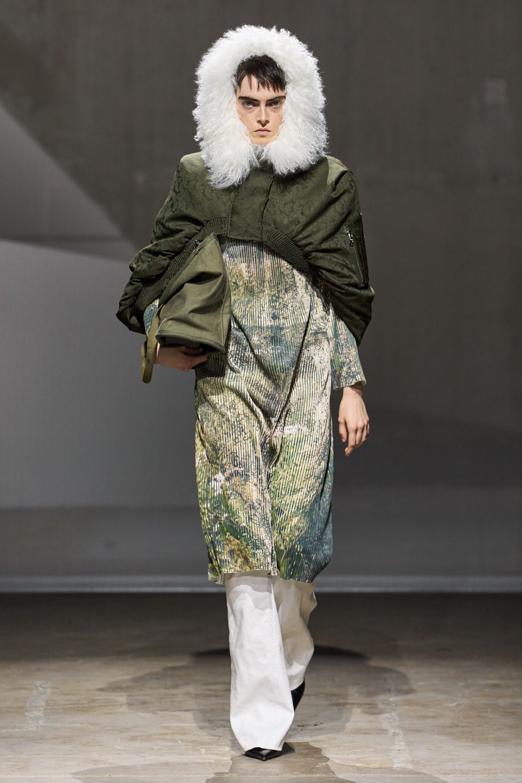 fur-trimmed hooded jacquard jacket
