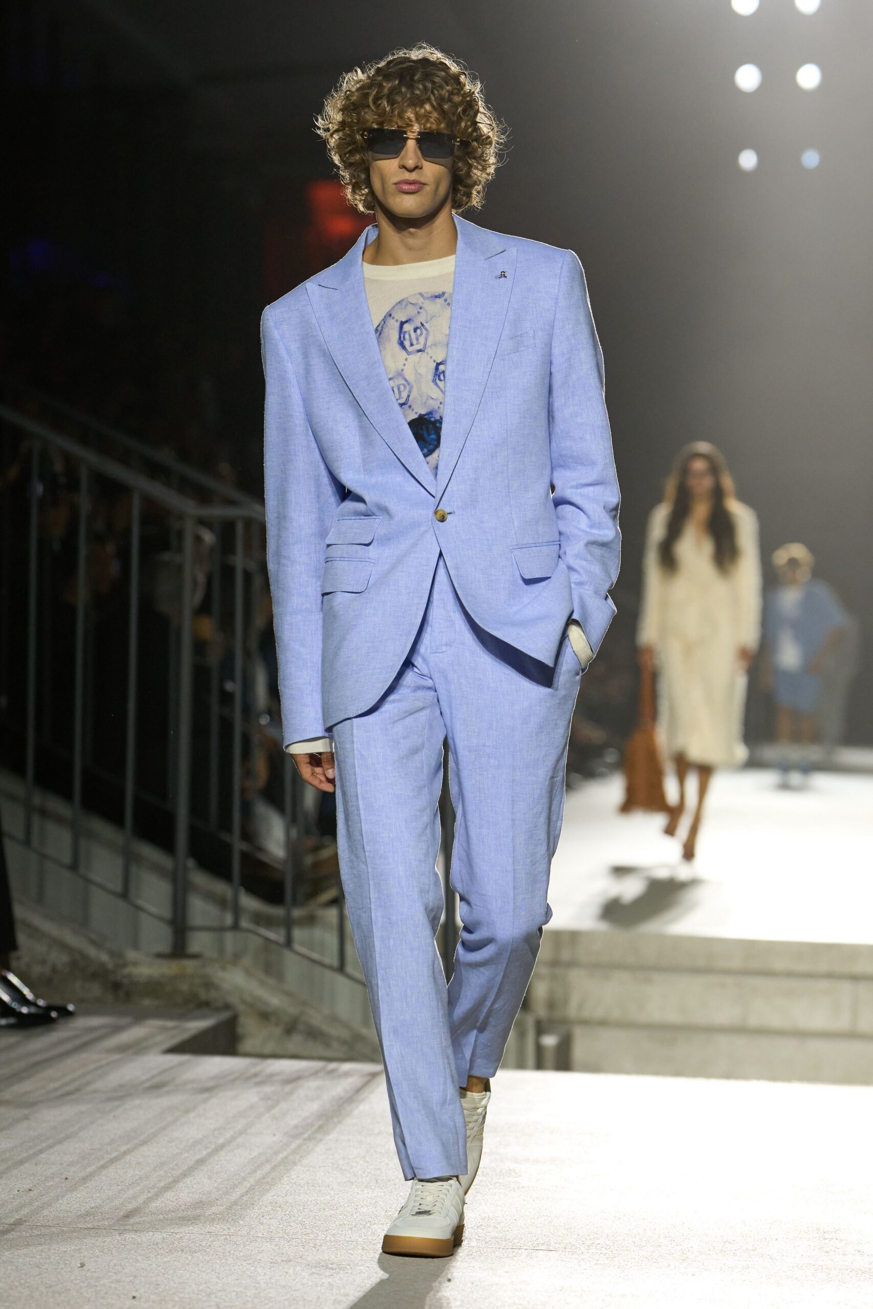 blue unknown straight-leg pants