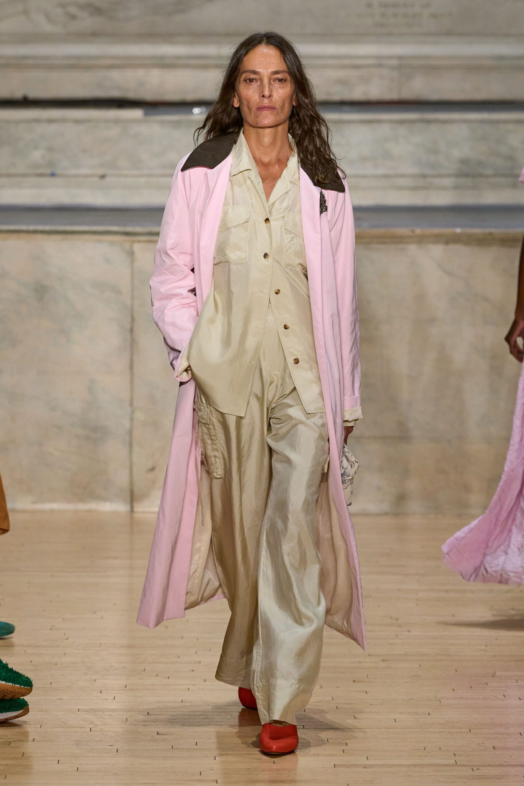 ivory unknown relaxed wide-leg cargo shiny pants