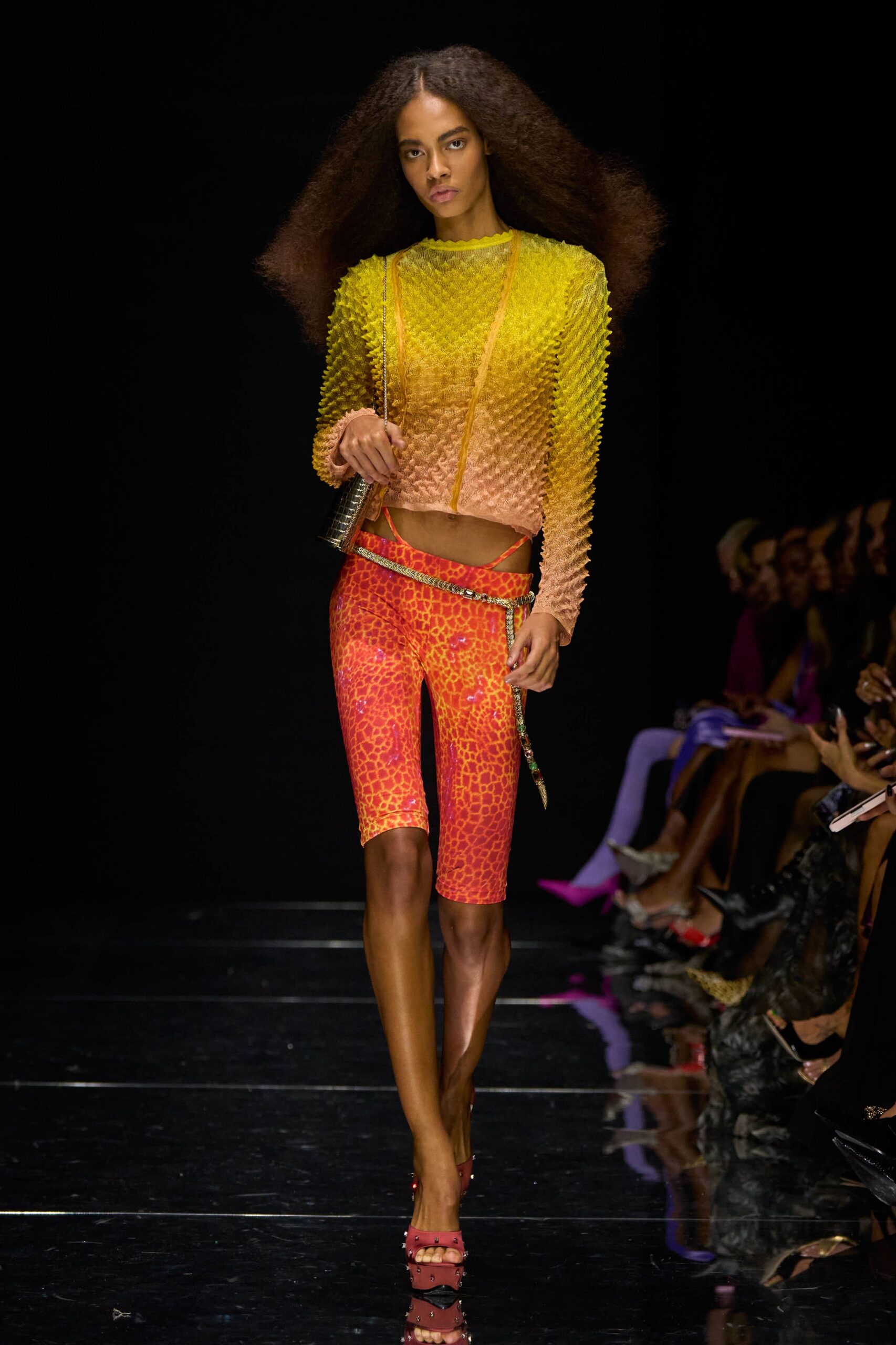 giraffe-print capri leggings