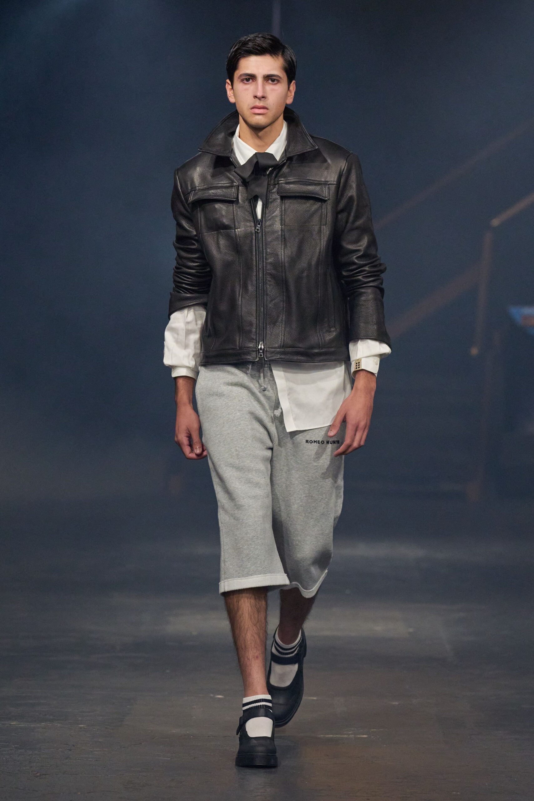 gray jersey relaxed cuffed short shorts