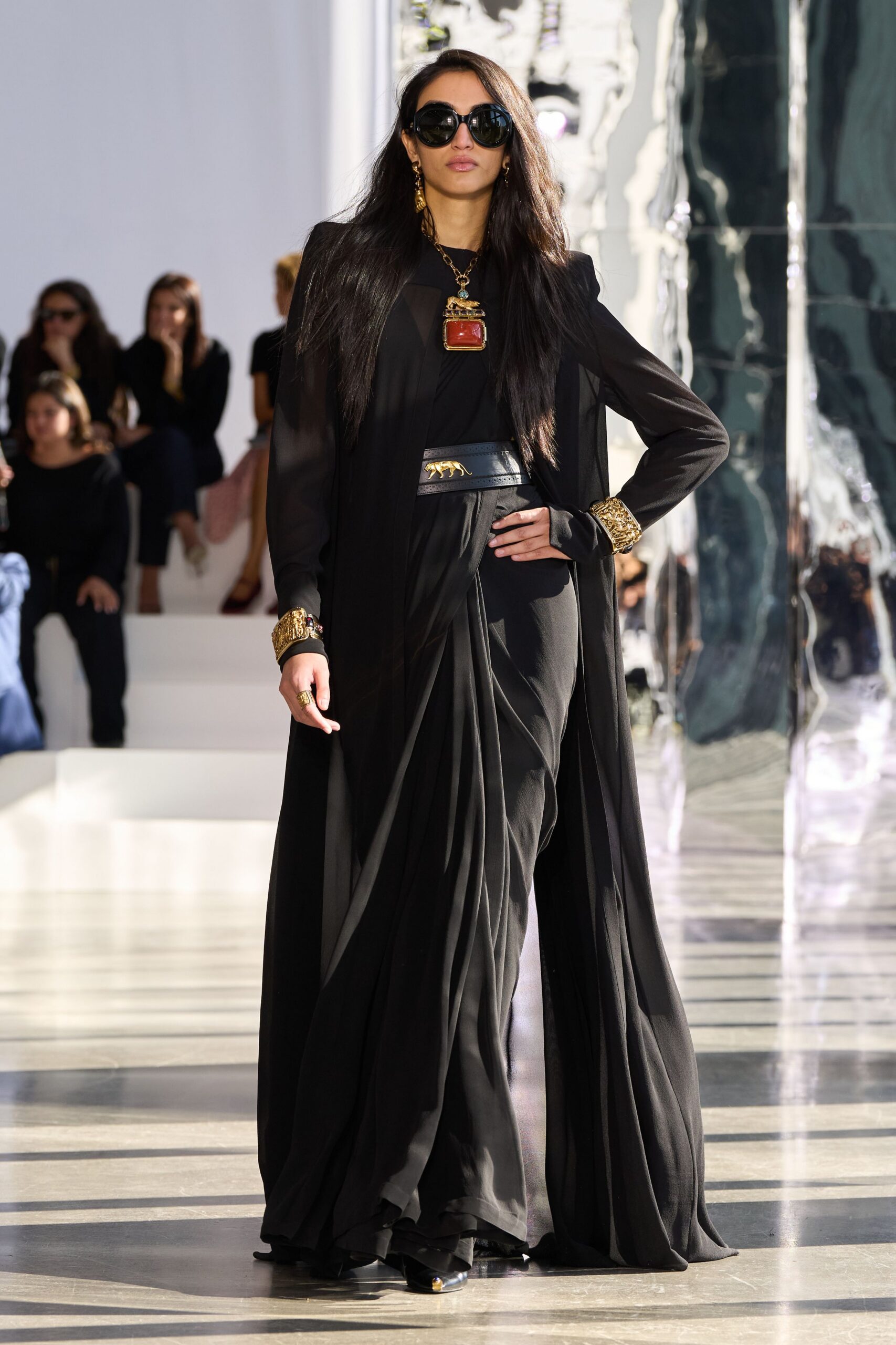 black leather pointed-toe shiny shoes