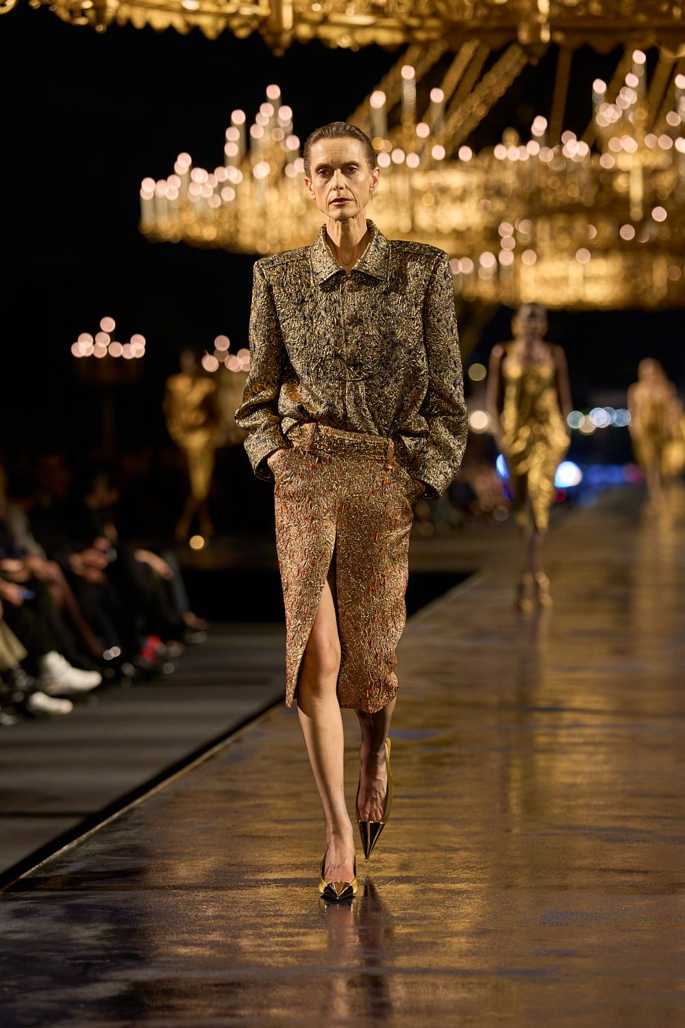 metallic brocade pencil skirt suit