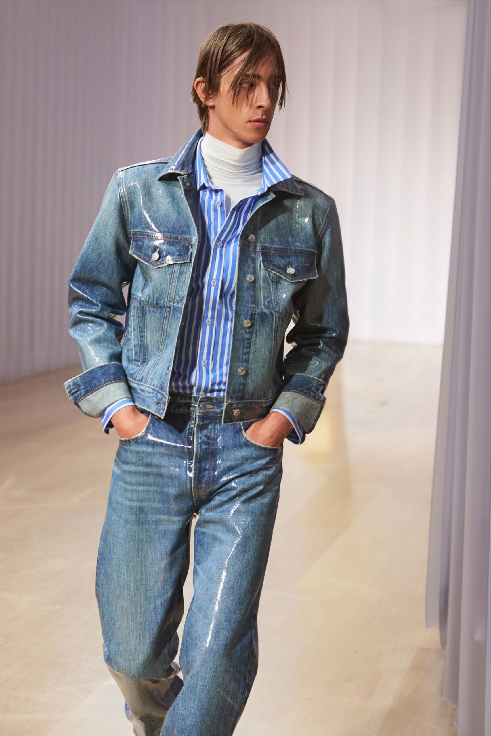 blue denim straight-leg shiny jeans