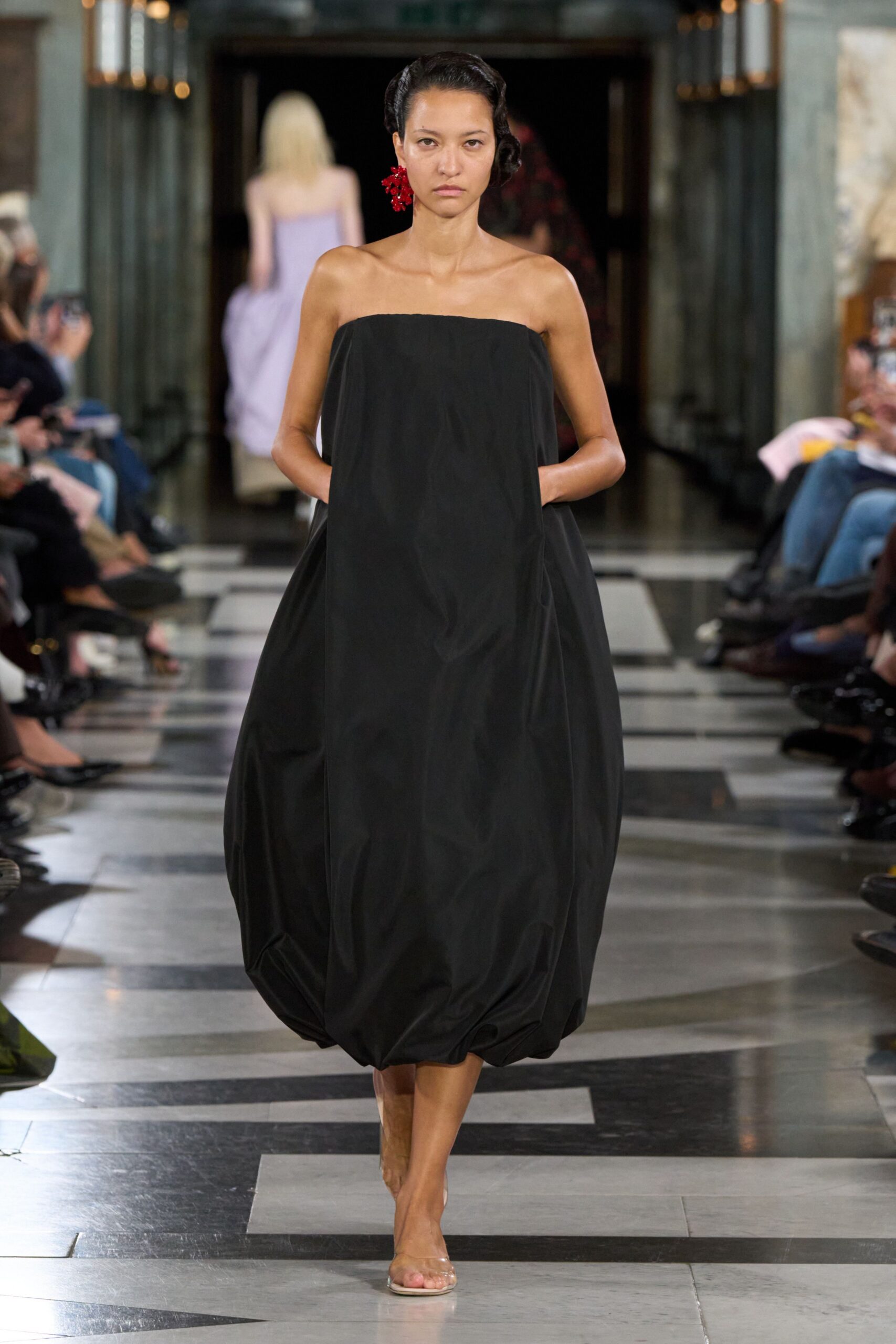 black strapless bubble-hem maxi dress