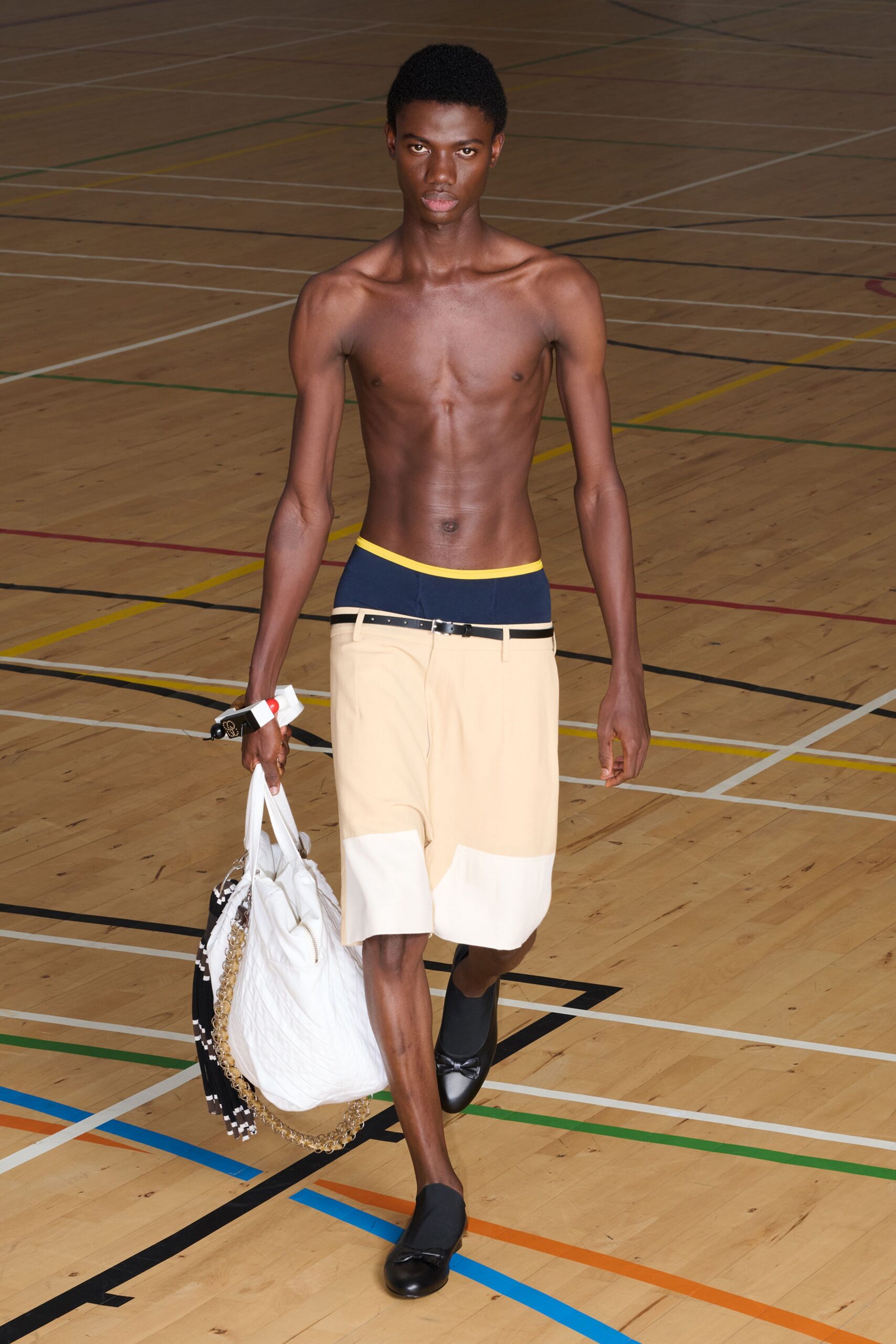 color-block basketball shorts