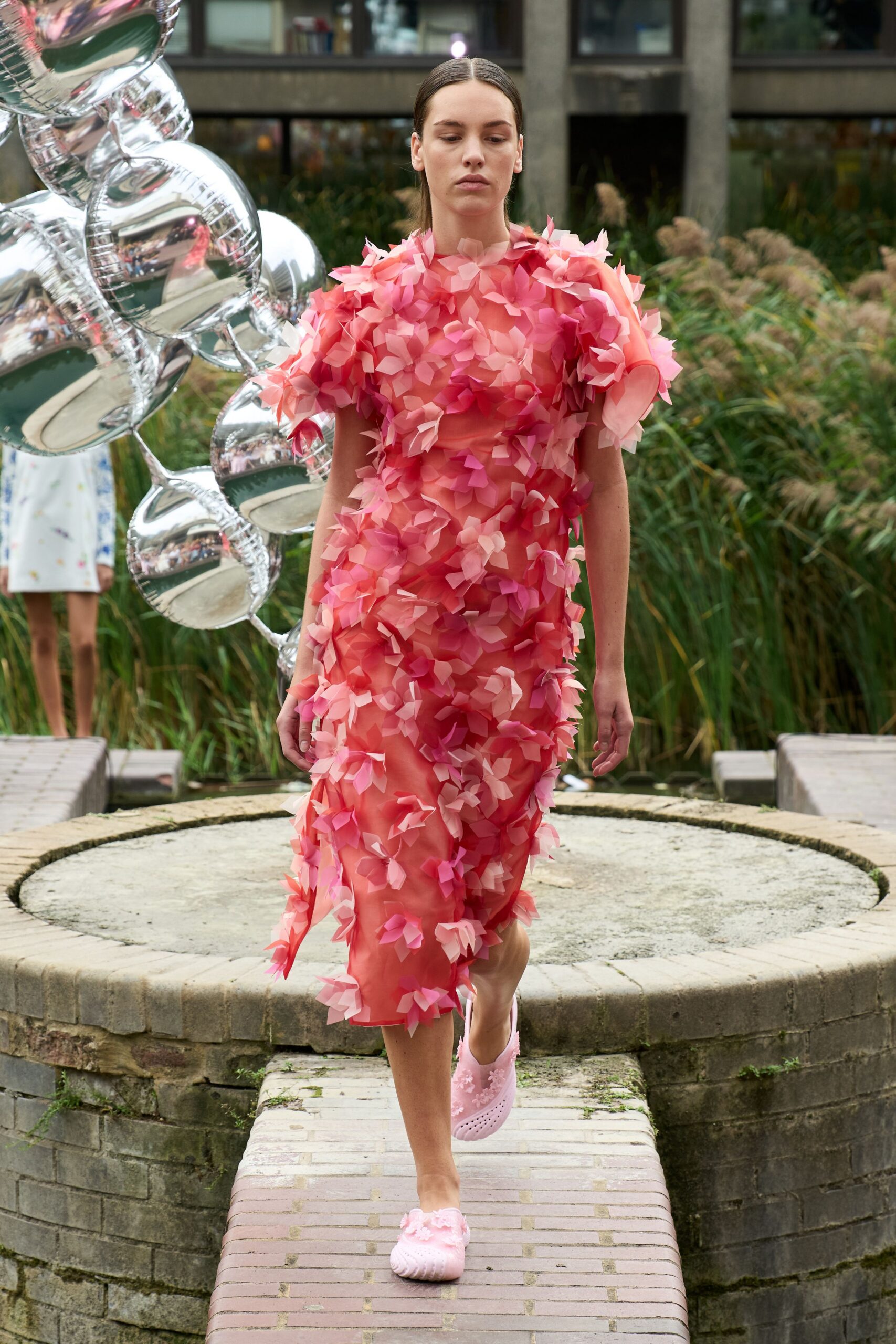 pink organza short-sleeve high-neck fitted embroidered embellished midi-dress
