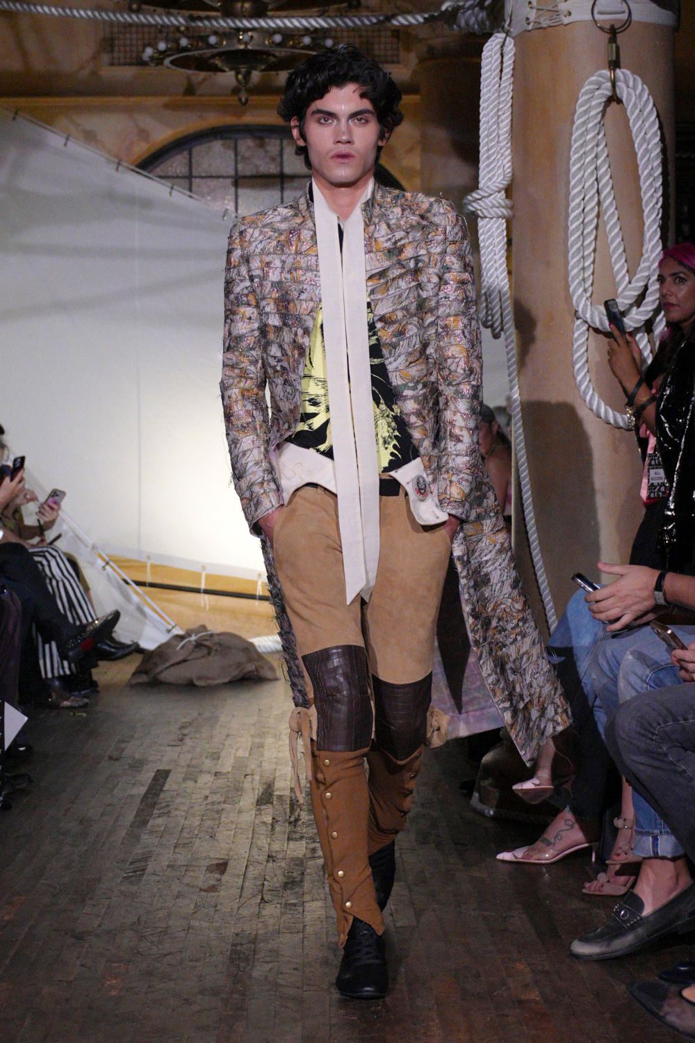 printed brocade tailcoat with long tie