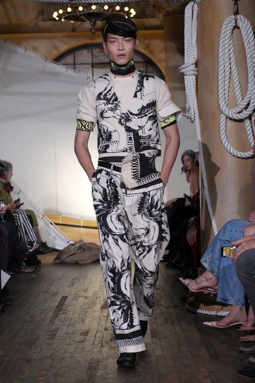 white unknown relaxed printed wide-leg pants