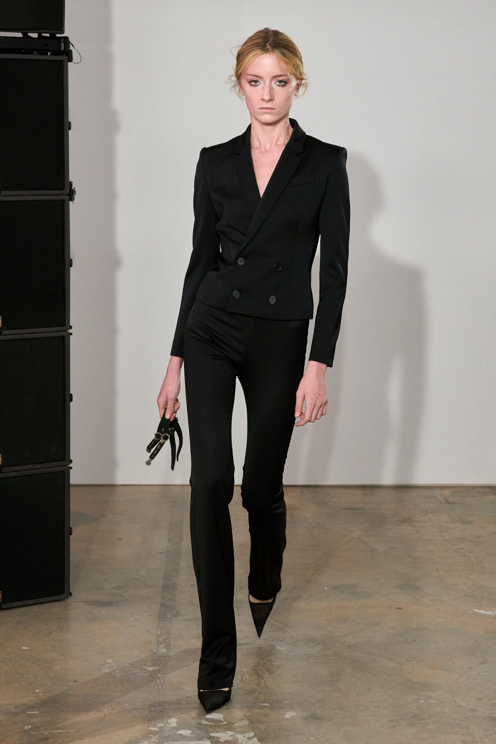black double-breasted tailored blazer