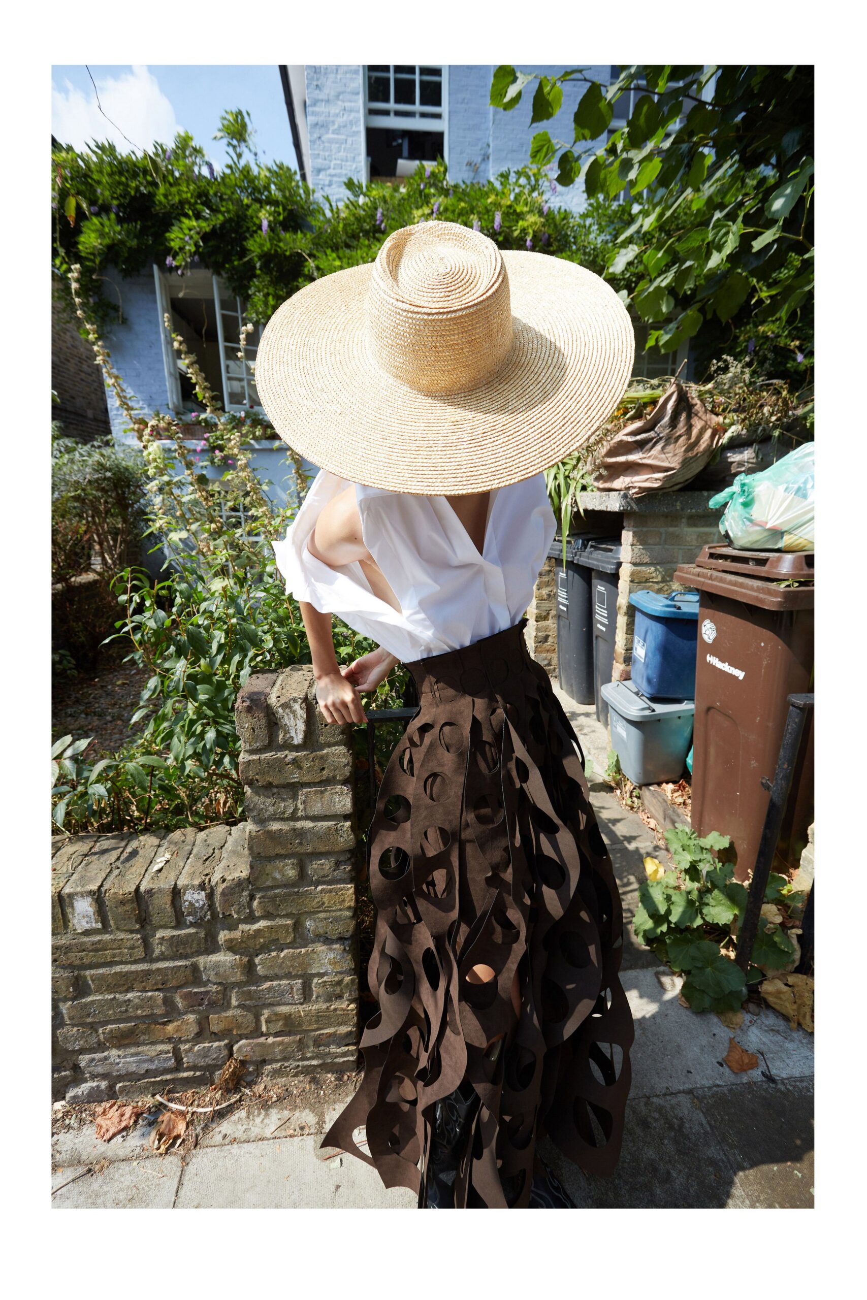 A.W.A.K.E. MODE Spring 2027 Ready-to-Wear Look 43