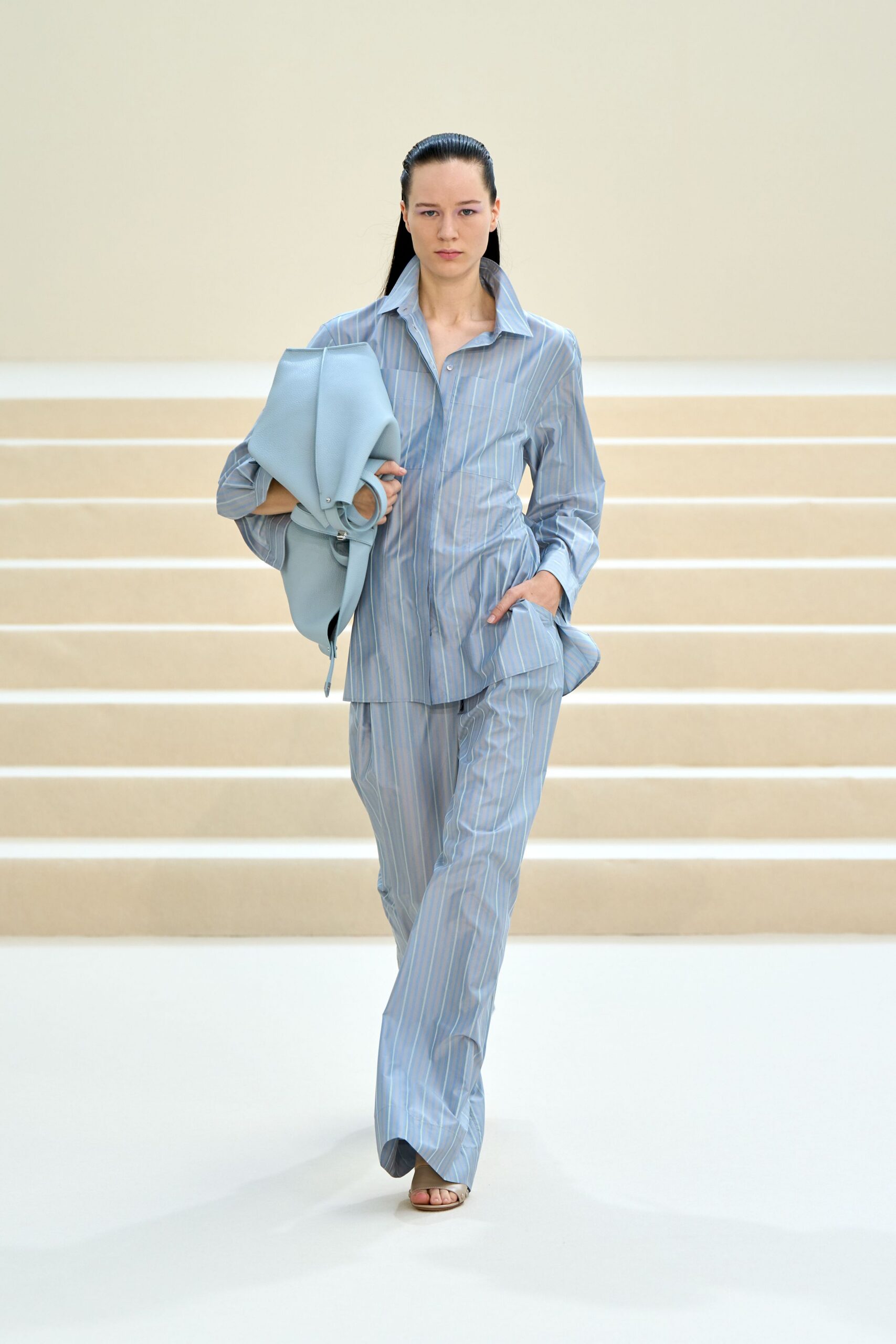 blue relaxed striped wide-leg flowing pants