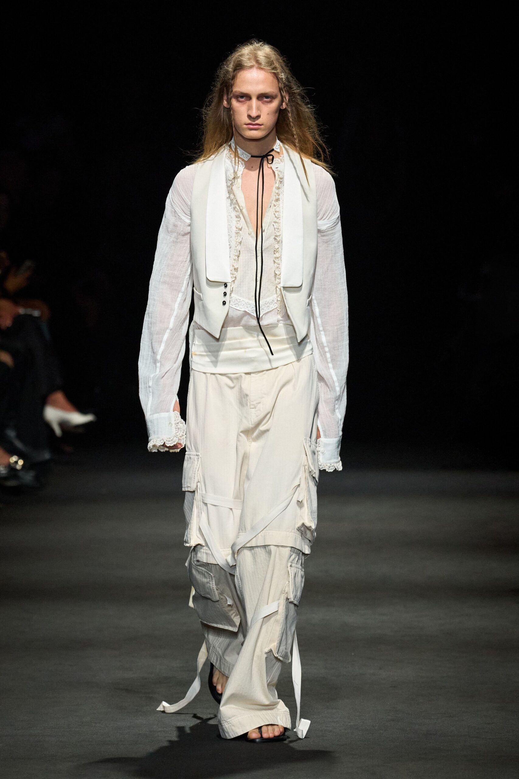 lace-trim sheer poet blouse