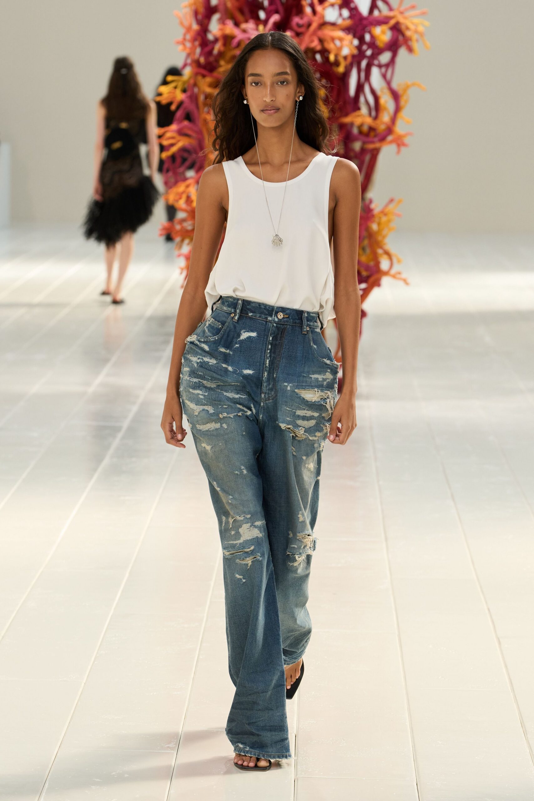 distressed wide-leg jeans