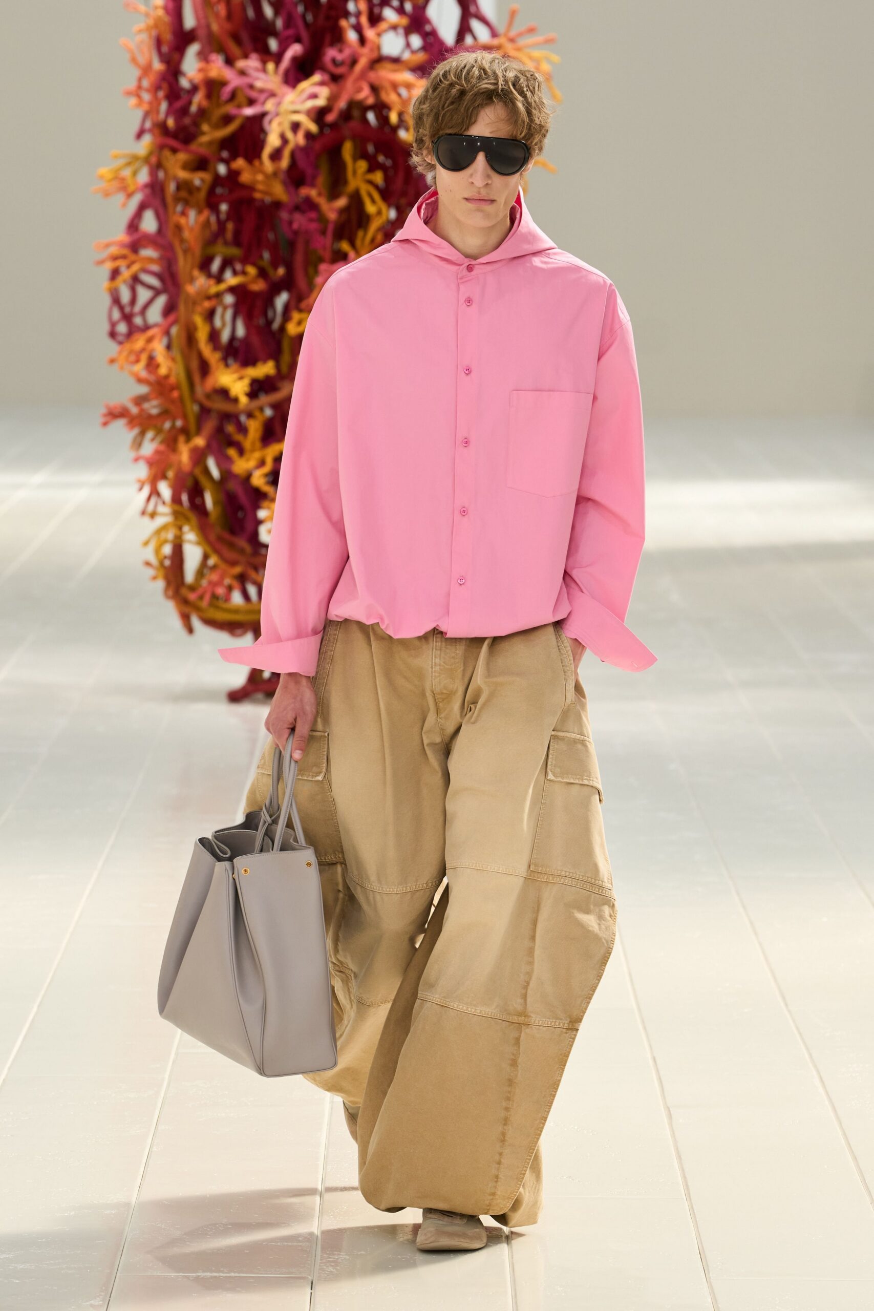 oversized pink hooded shirt