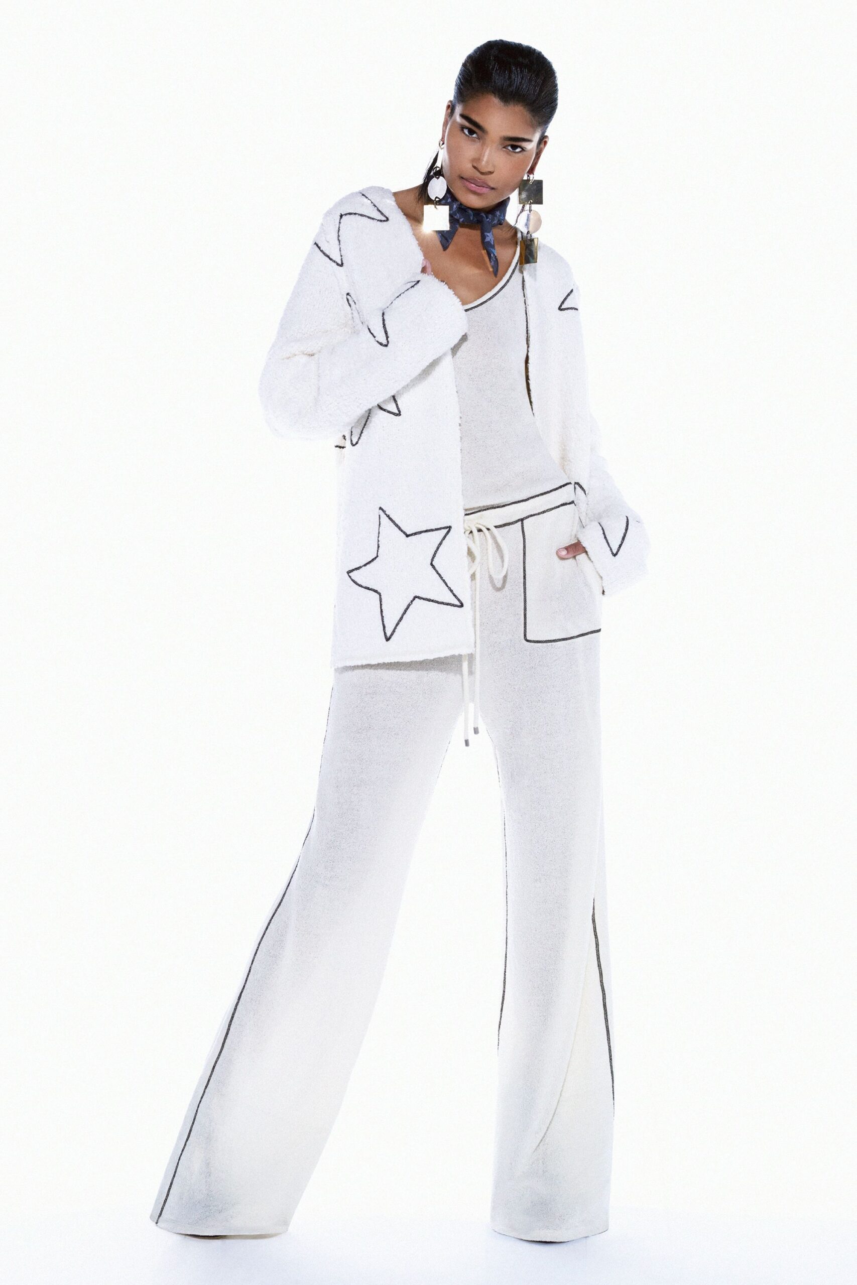 star motif knit cardigan