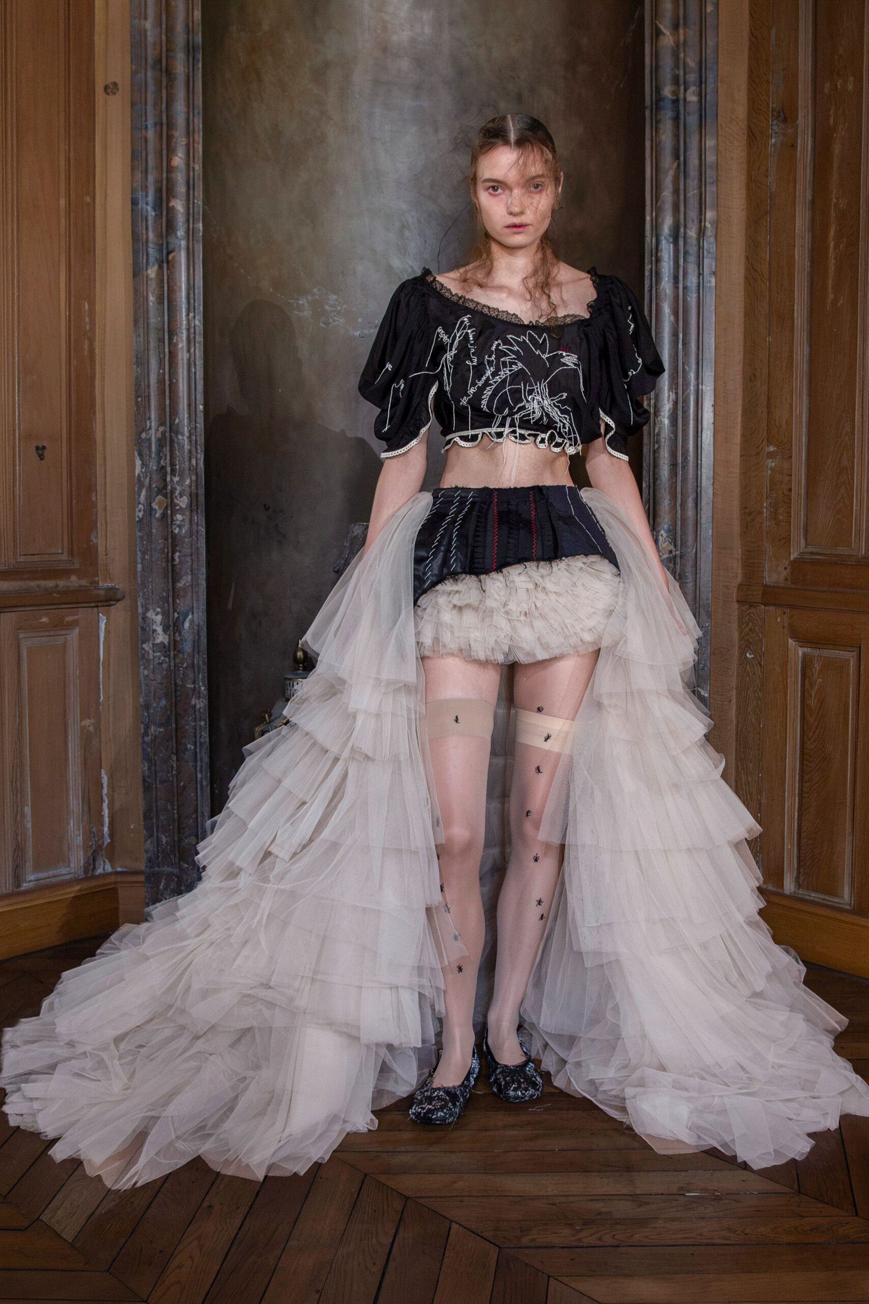 tiered tulle overskirt train