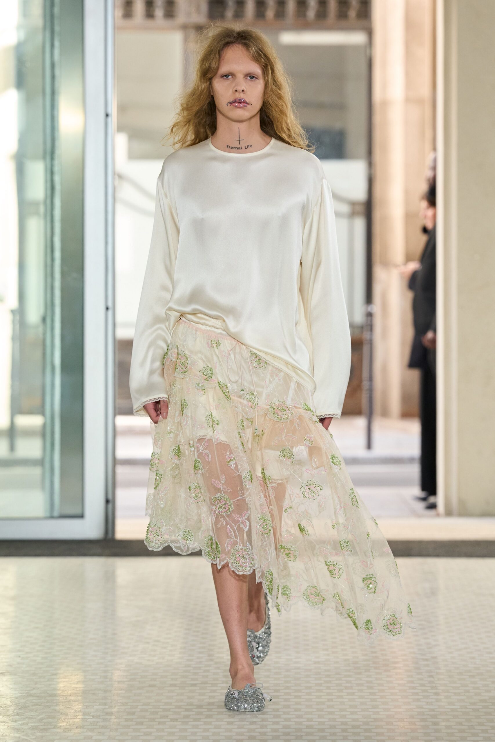 asymmetric floral lace tulle skirt