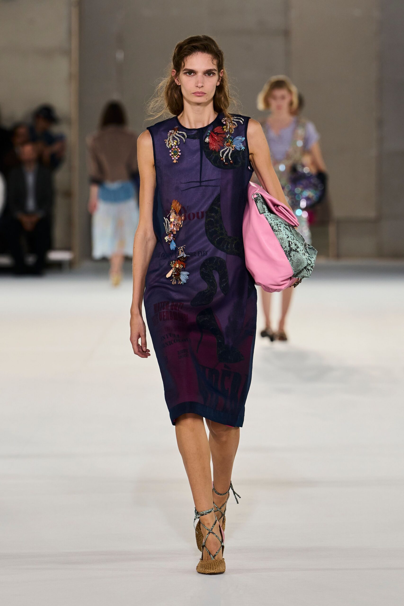 purple sleeveless high-neck printed embellished midi midi-dress