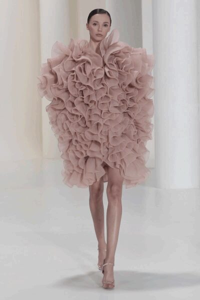 Elie Saab Fall 2021 Couture Look 24