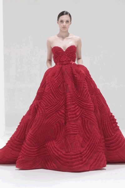 Elie Saab Fall 2021 Couture Look 29