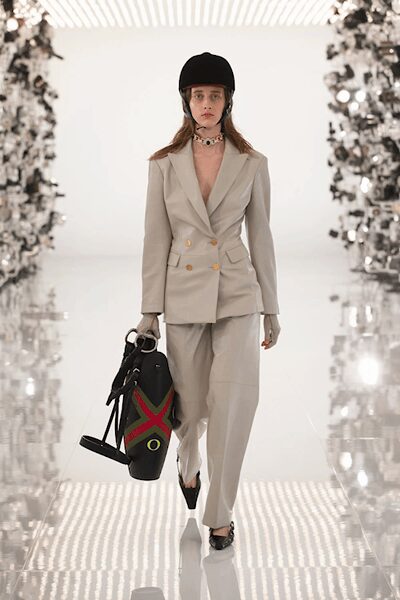 beige long-sleeve collared tailored buttoned blazer