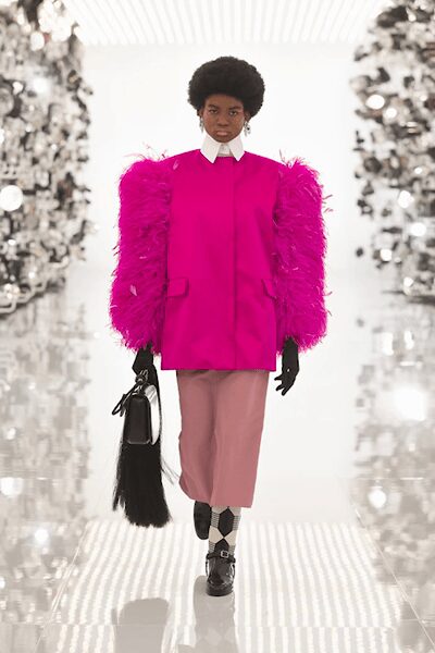 pink feather long-sleeve collared oversized feathered pockets coat