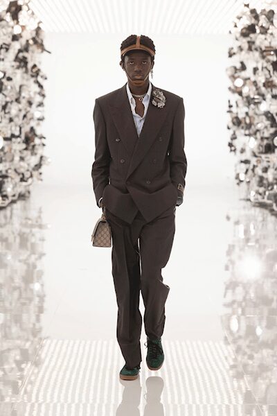 brown double-breasted long-sleeve tailored buttoned blazer