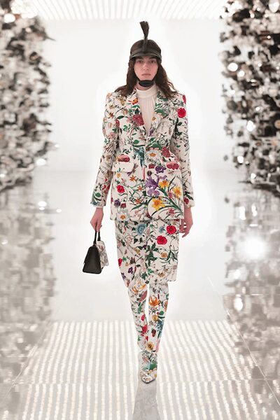 white long-sleeve collared tailored floral buttoned blazer