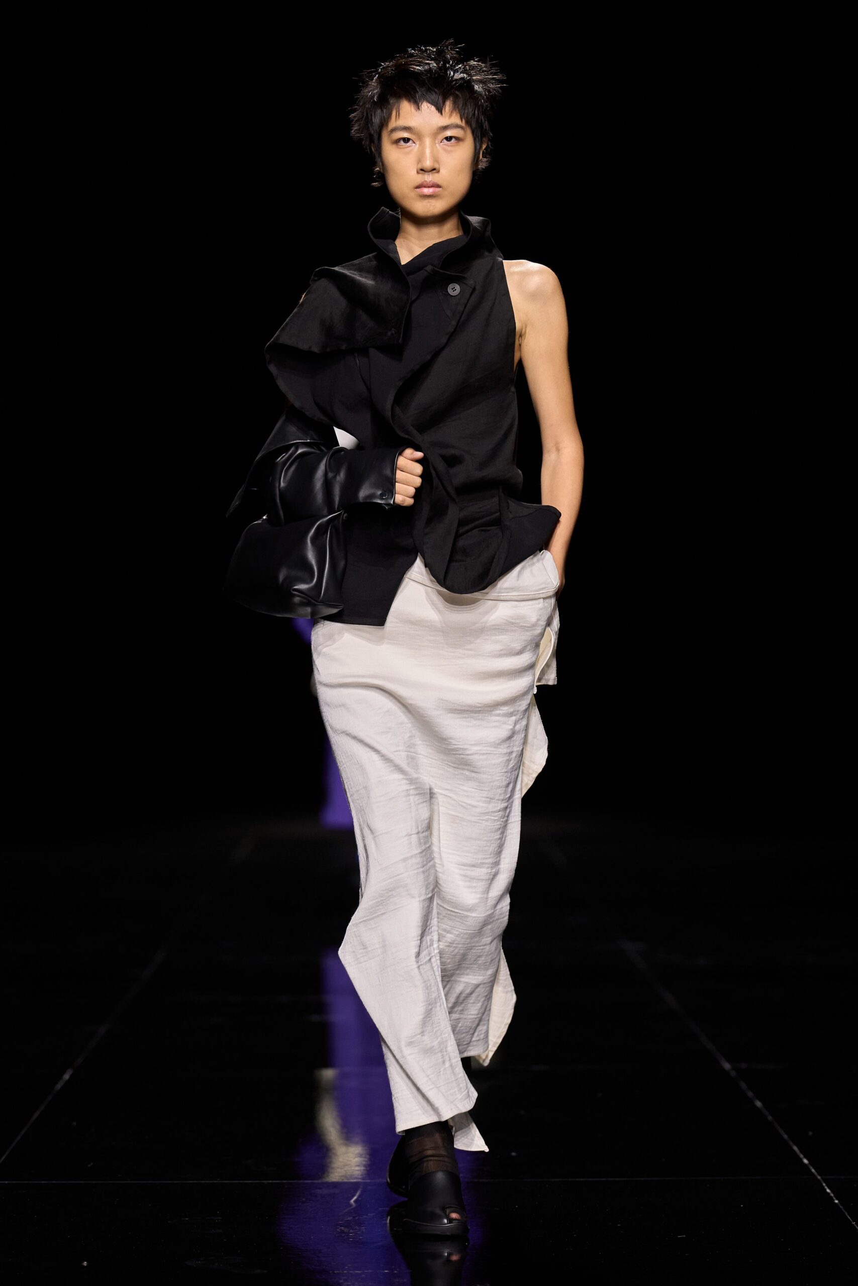 asymmetric one-shoulder sculptural black top