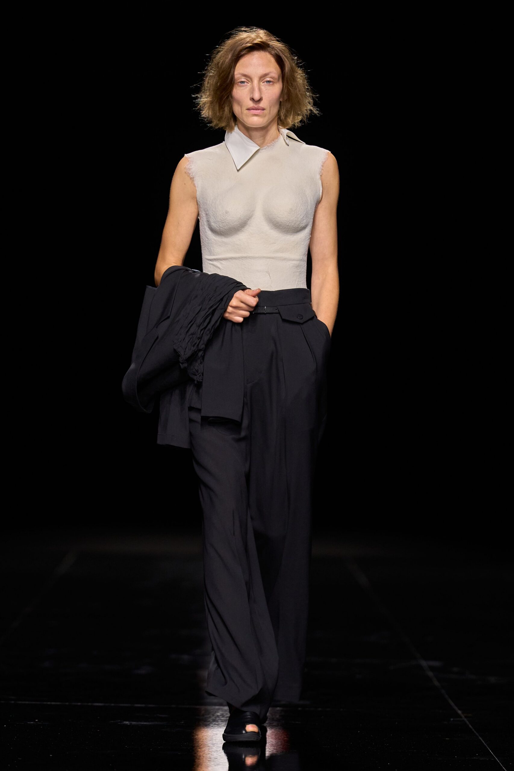 raw-edge collared ivory sleeveless top