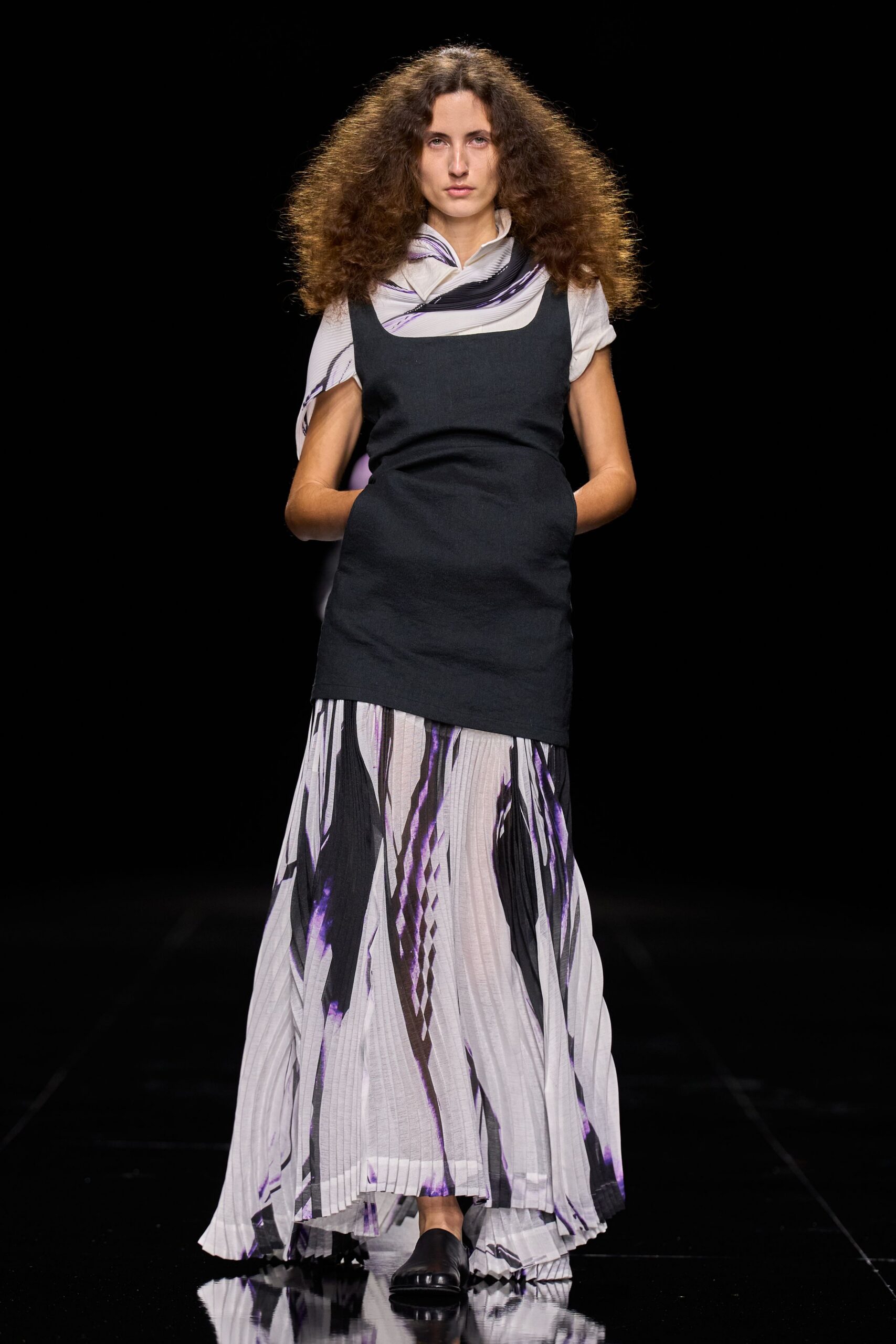 printed pleated chiffon maxi dress