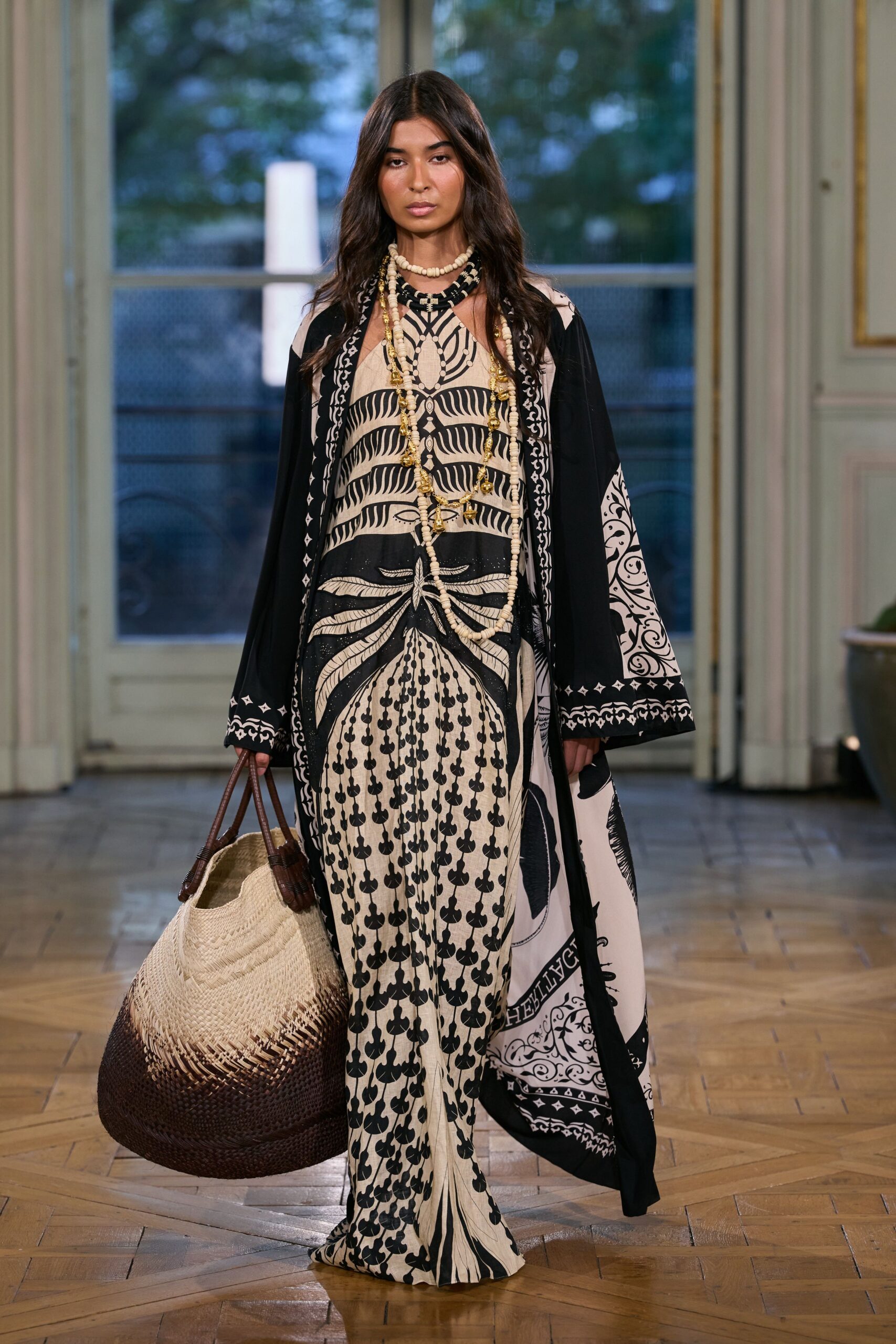 printed caftan-style maxi dress