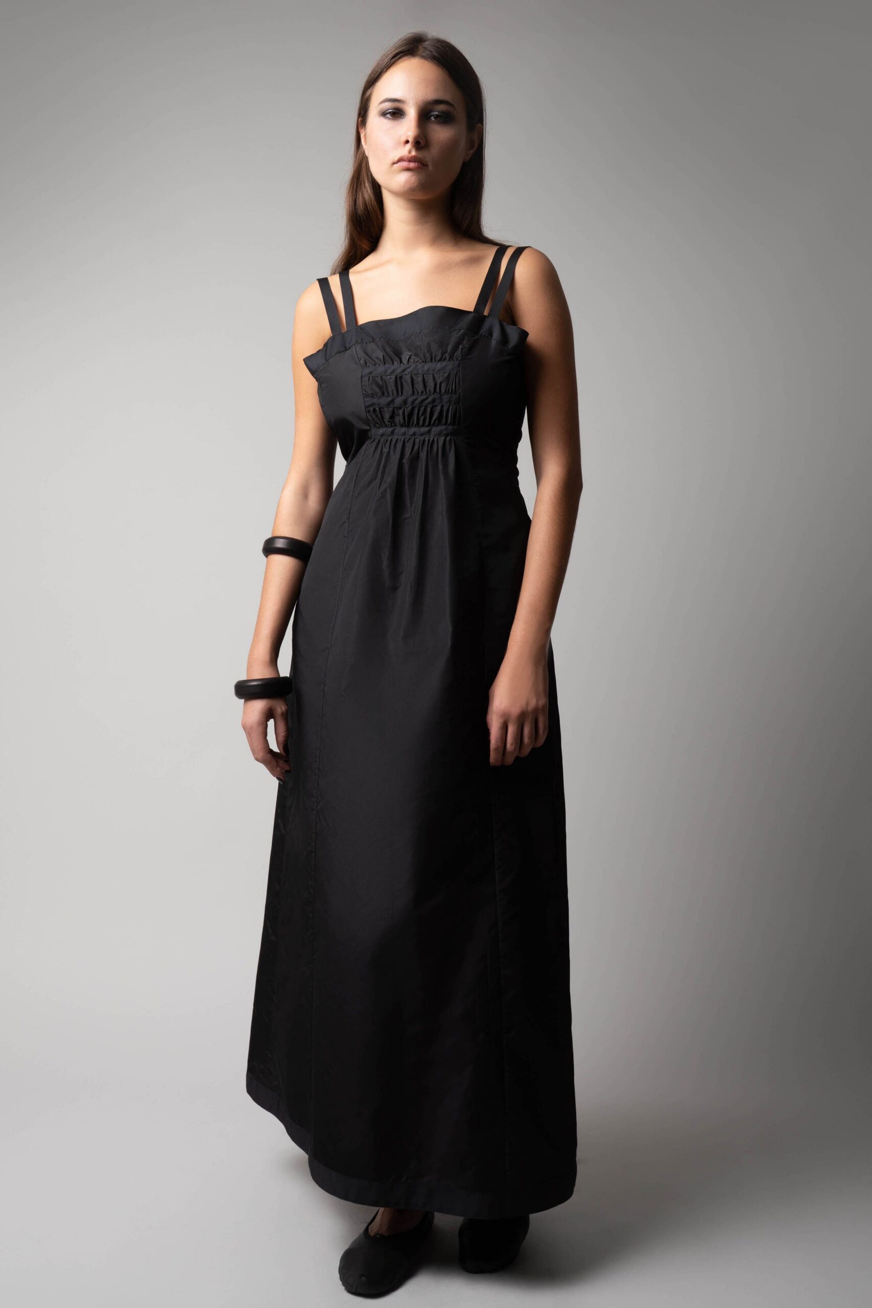 black sleeveless square-neck ruched maxi maxi-dress