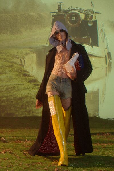 yellow rubber knee-high round-toe shiny boots