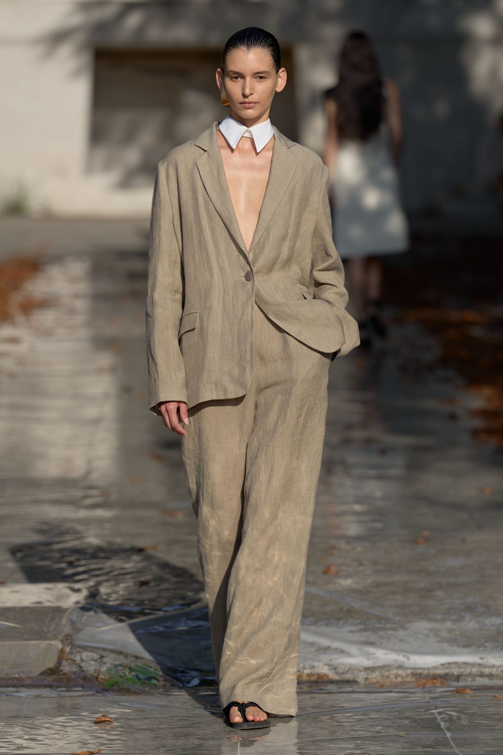 oversized beige linen blazer