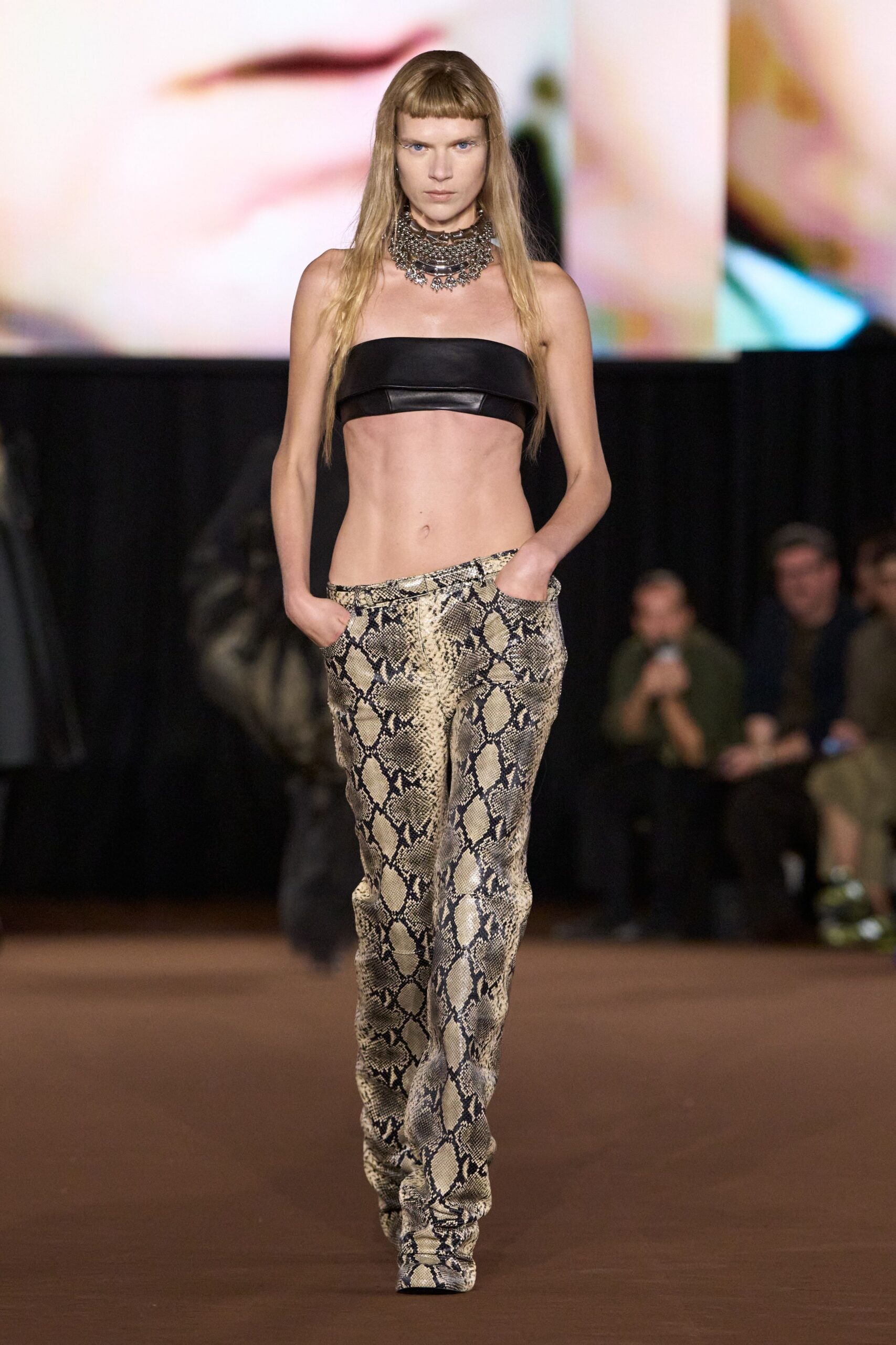 python-print low-slung pants