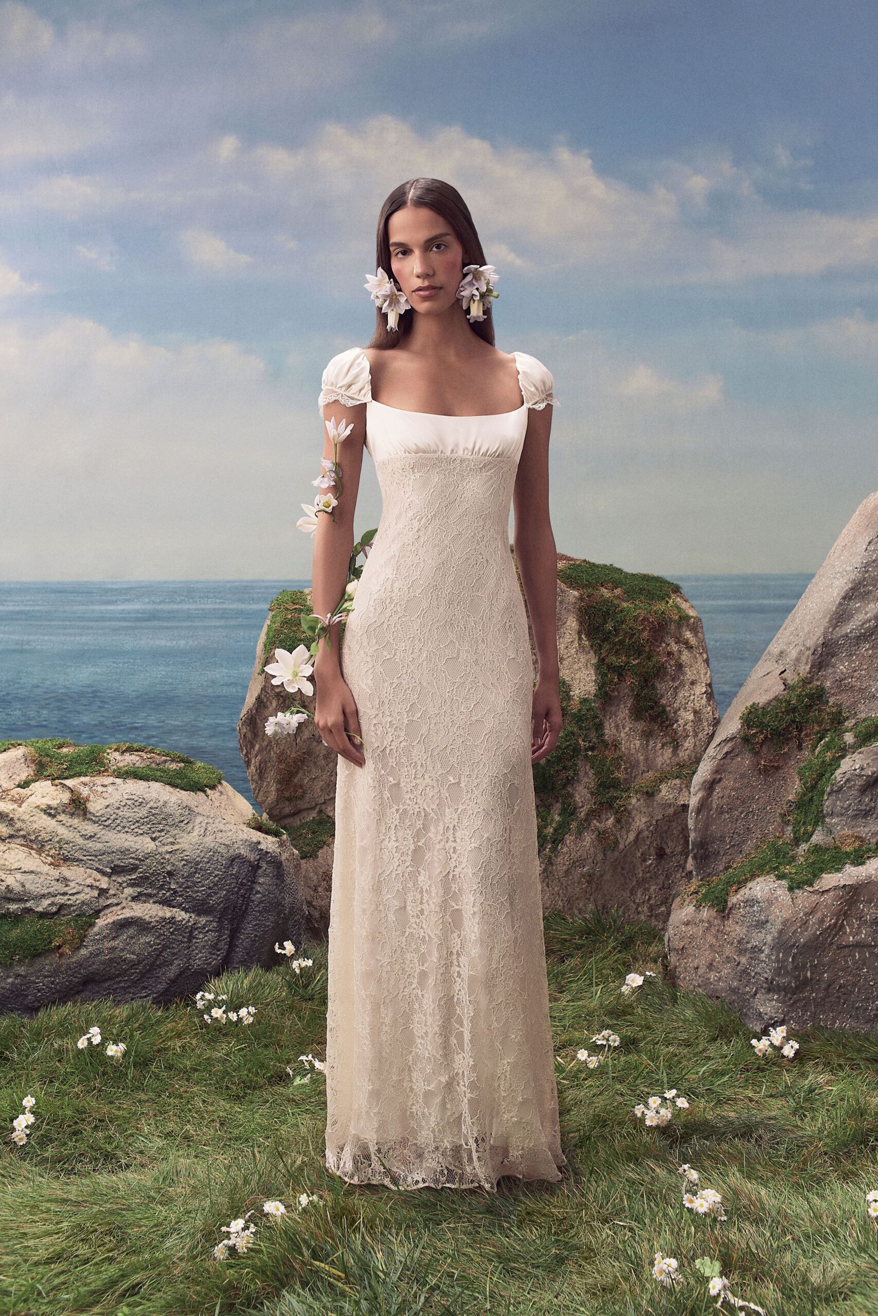 ivory lace bridal gown