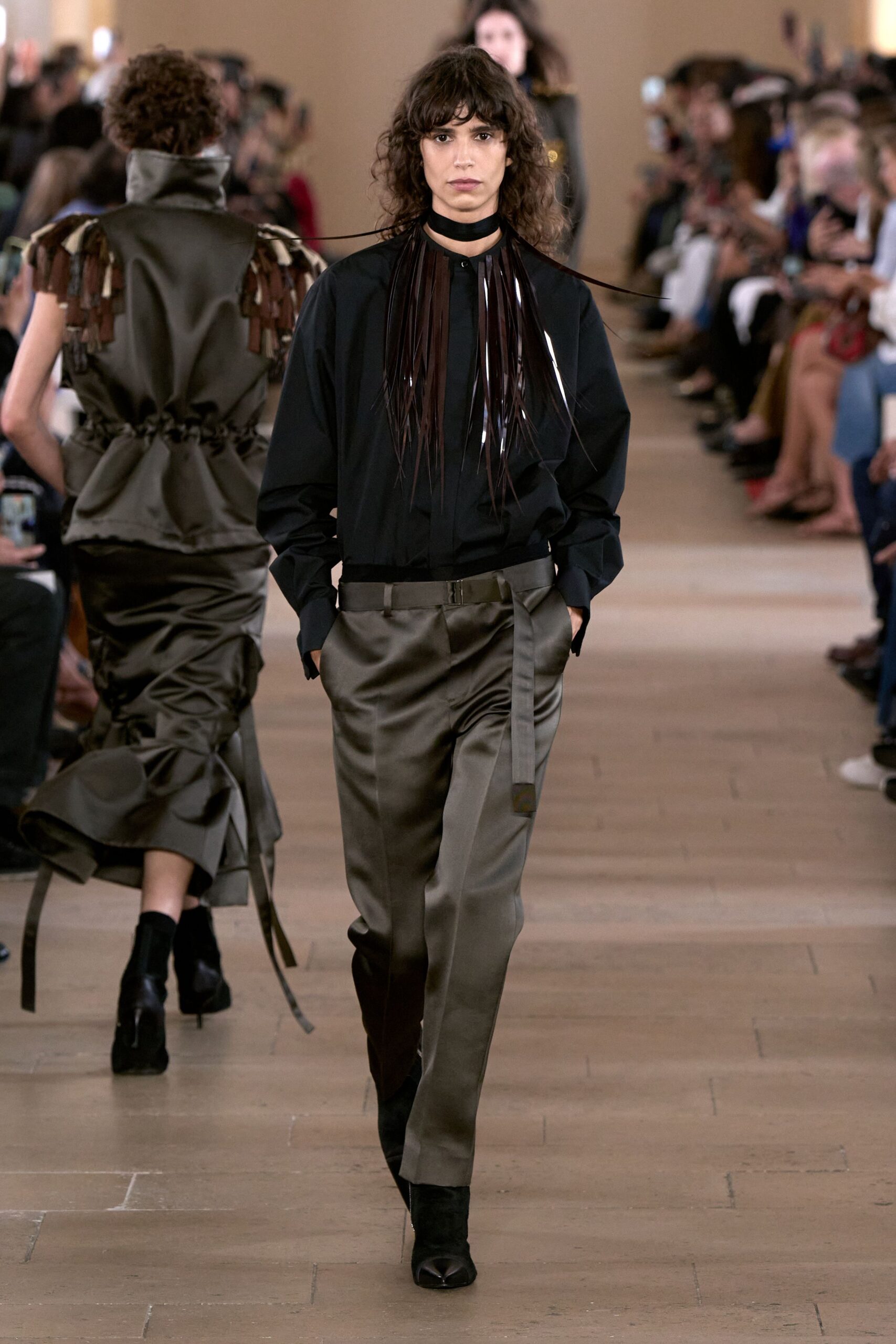 Sacai Spring 2027 Ready-to-Wear Look 2