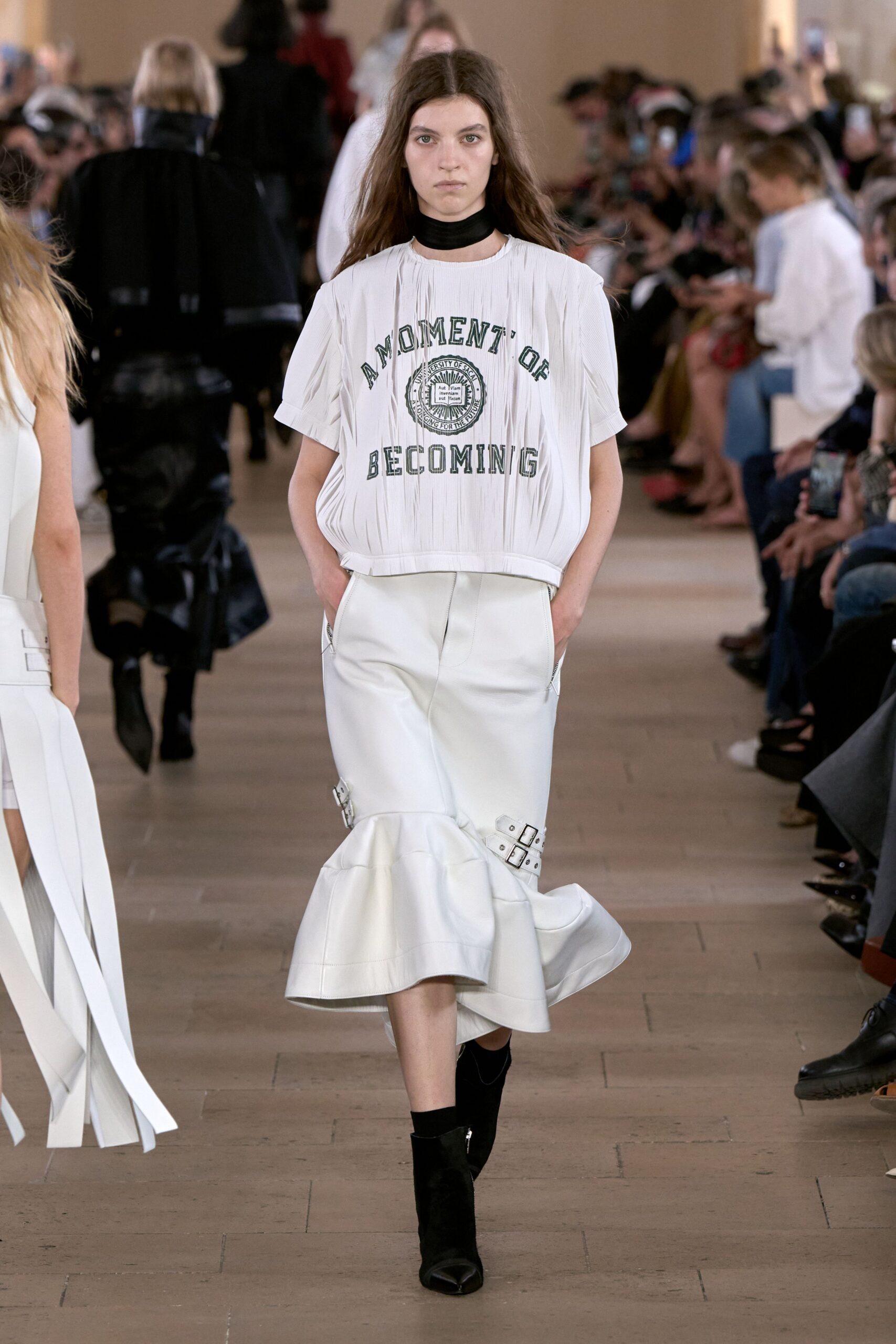 Sacai Spring 2027 Ready-to-Wear Look 14