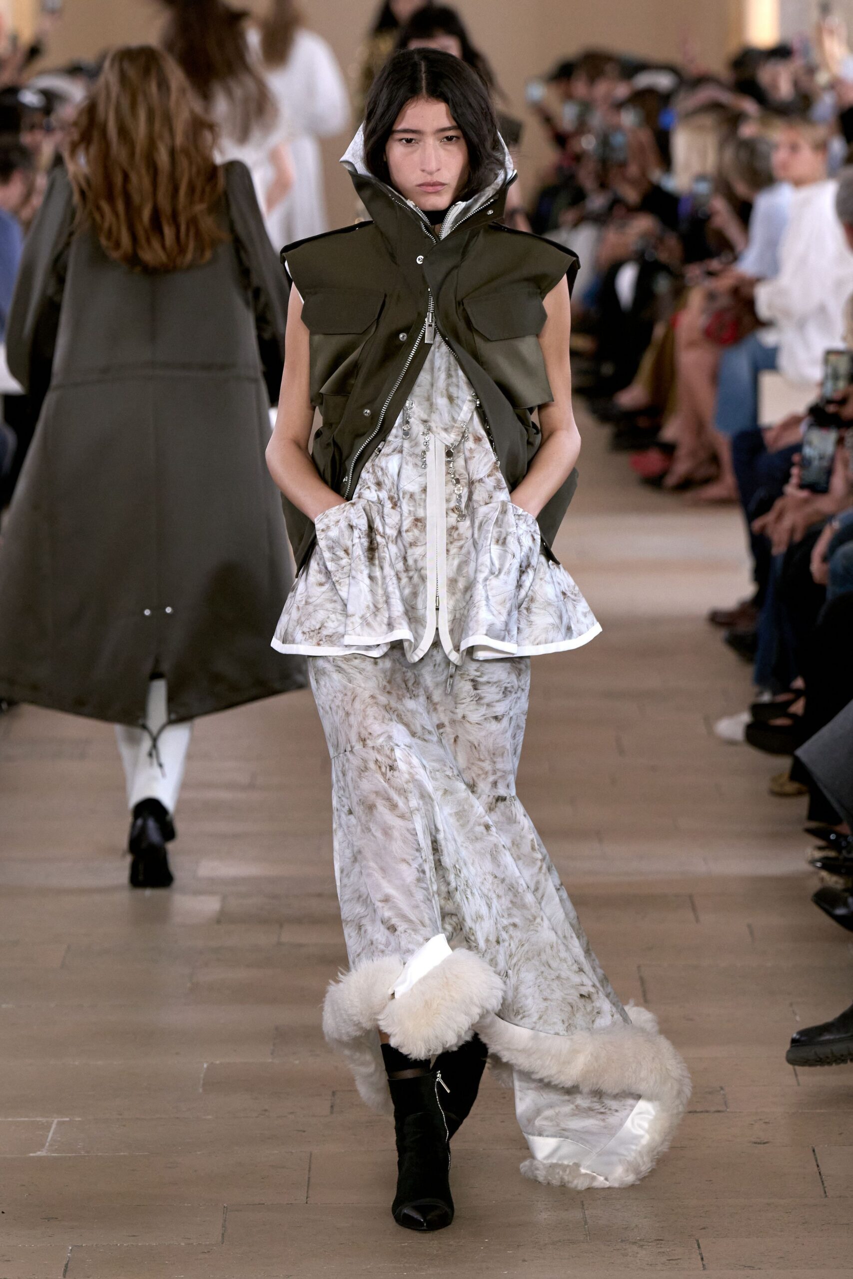 Sacai Spring 2027 Ready-to-Wear Look 18