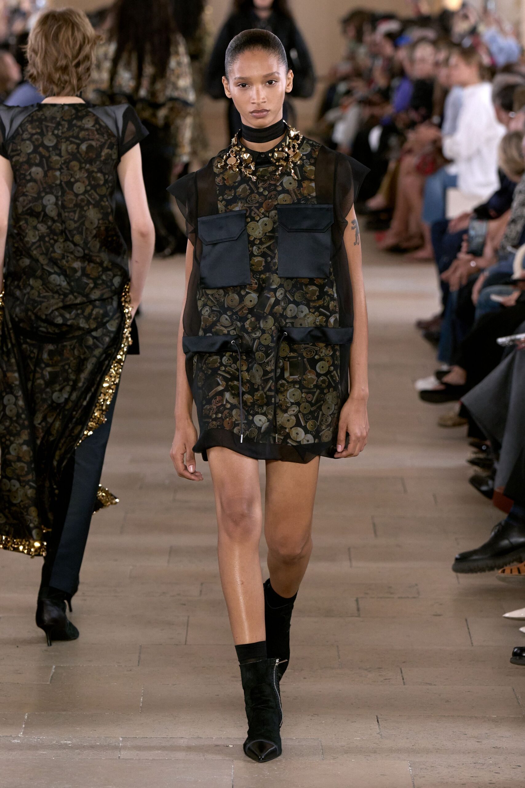 Sacai Spring 2027 Ready-to-Wear Look 23