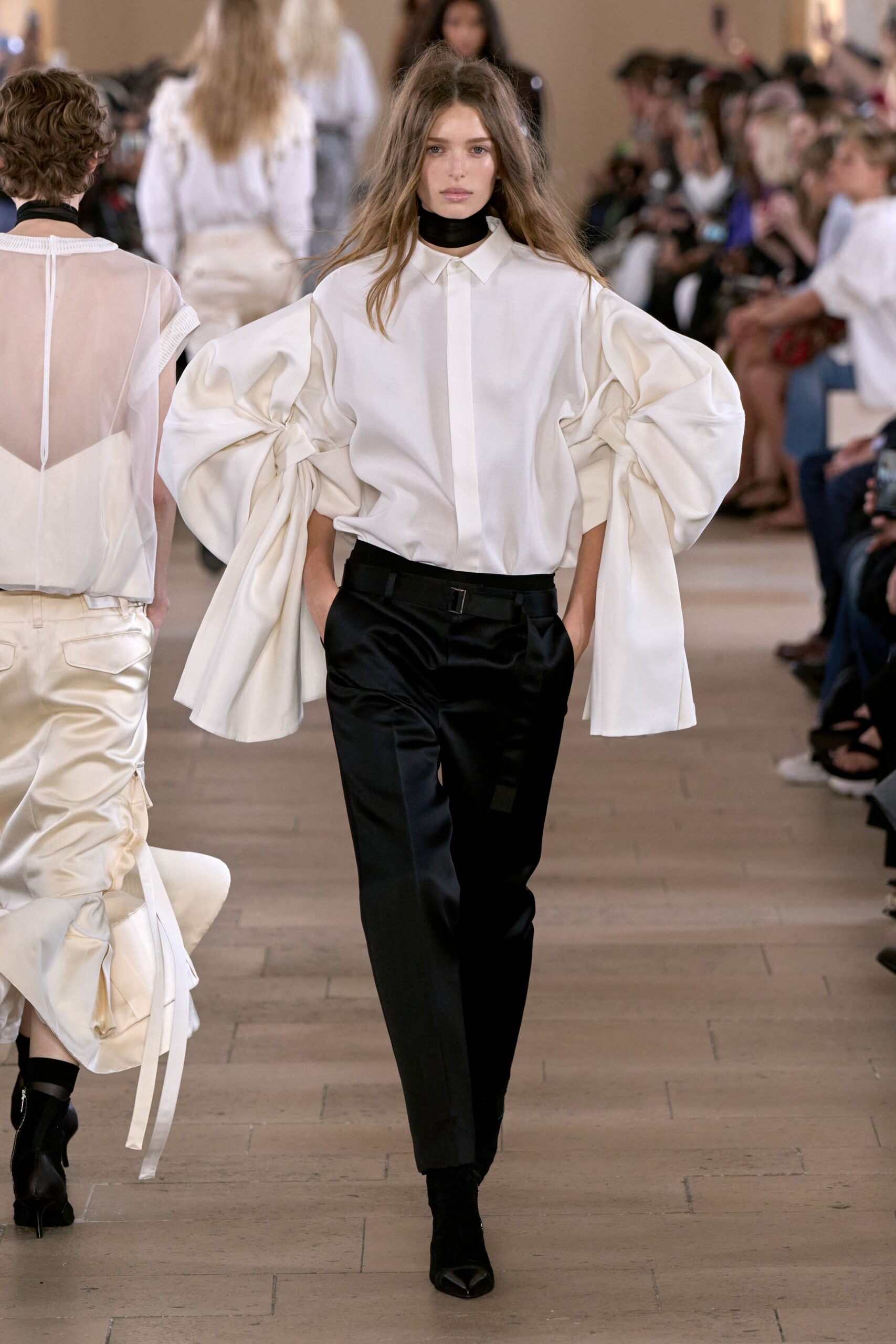 Sacai Spring 2027 Ready-to-Wear Look 38