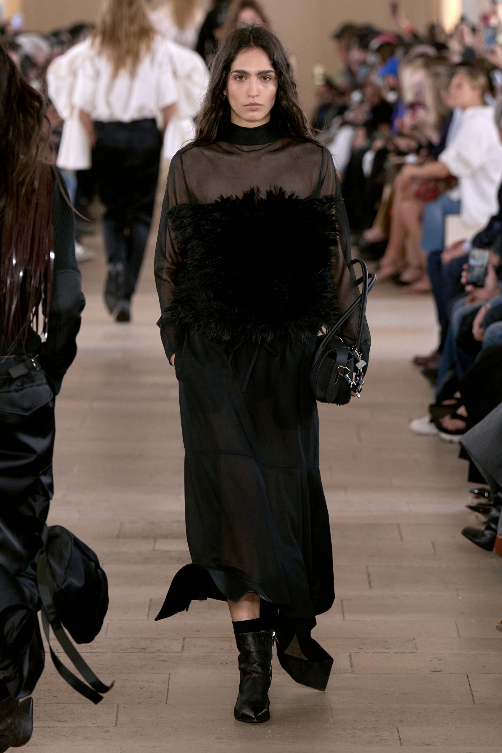 Sacai Spring 2027 Ready-to-Wear Look 40