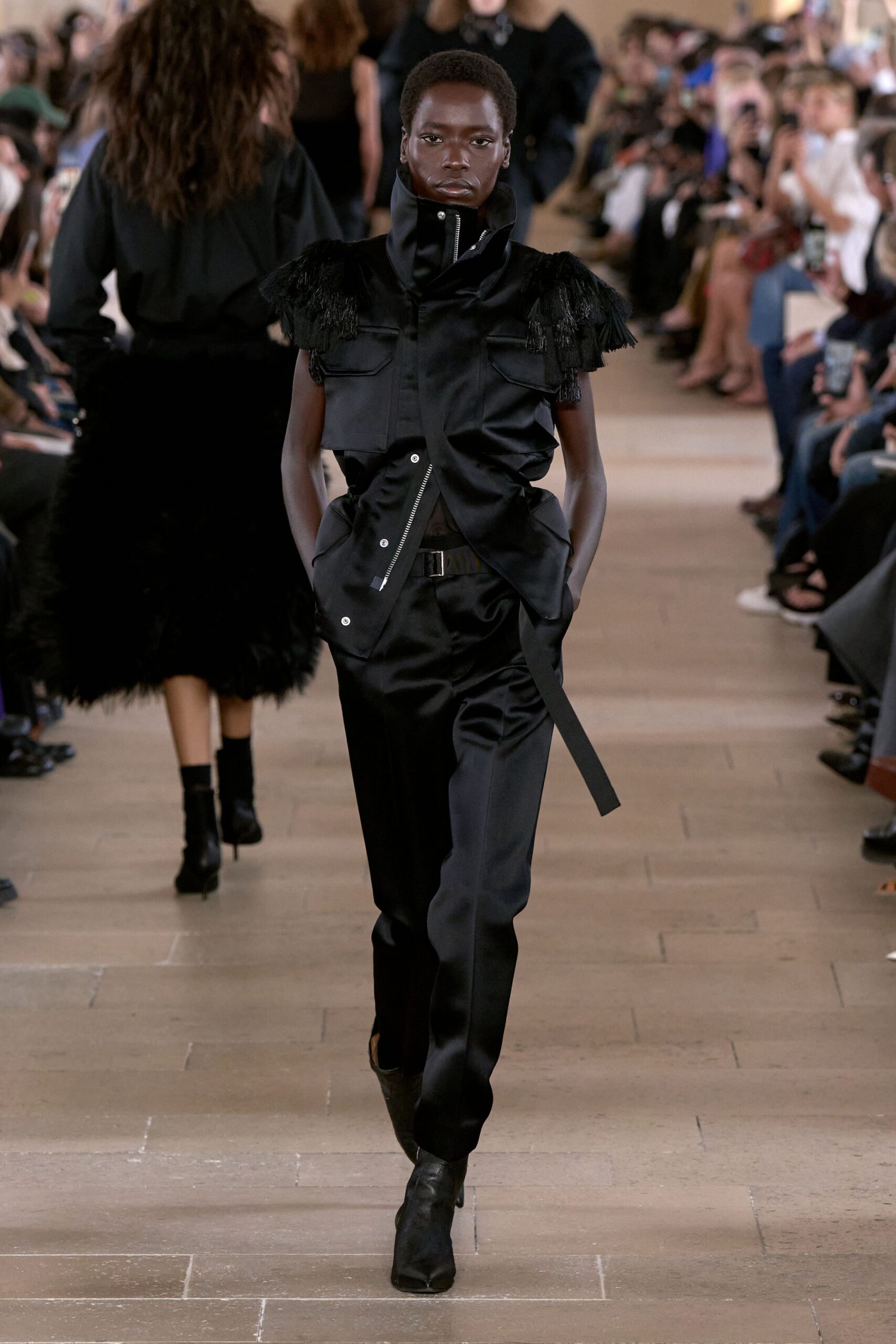 Sacai Spring 2027 Ready-to-Wear Look 43