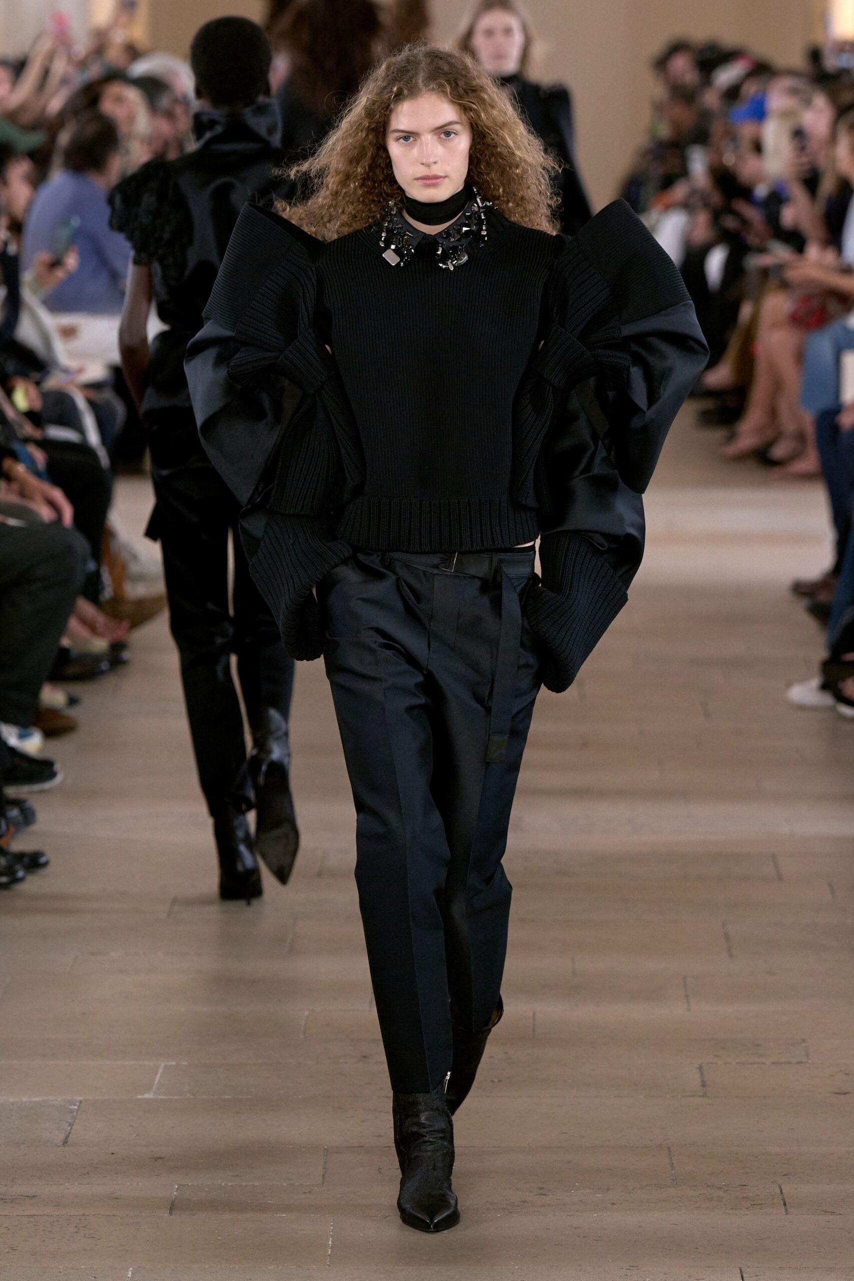 Sacai Spring 2027 Ready-to-Wear Look 44