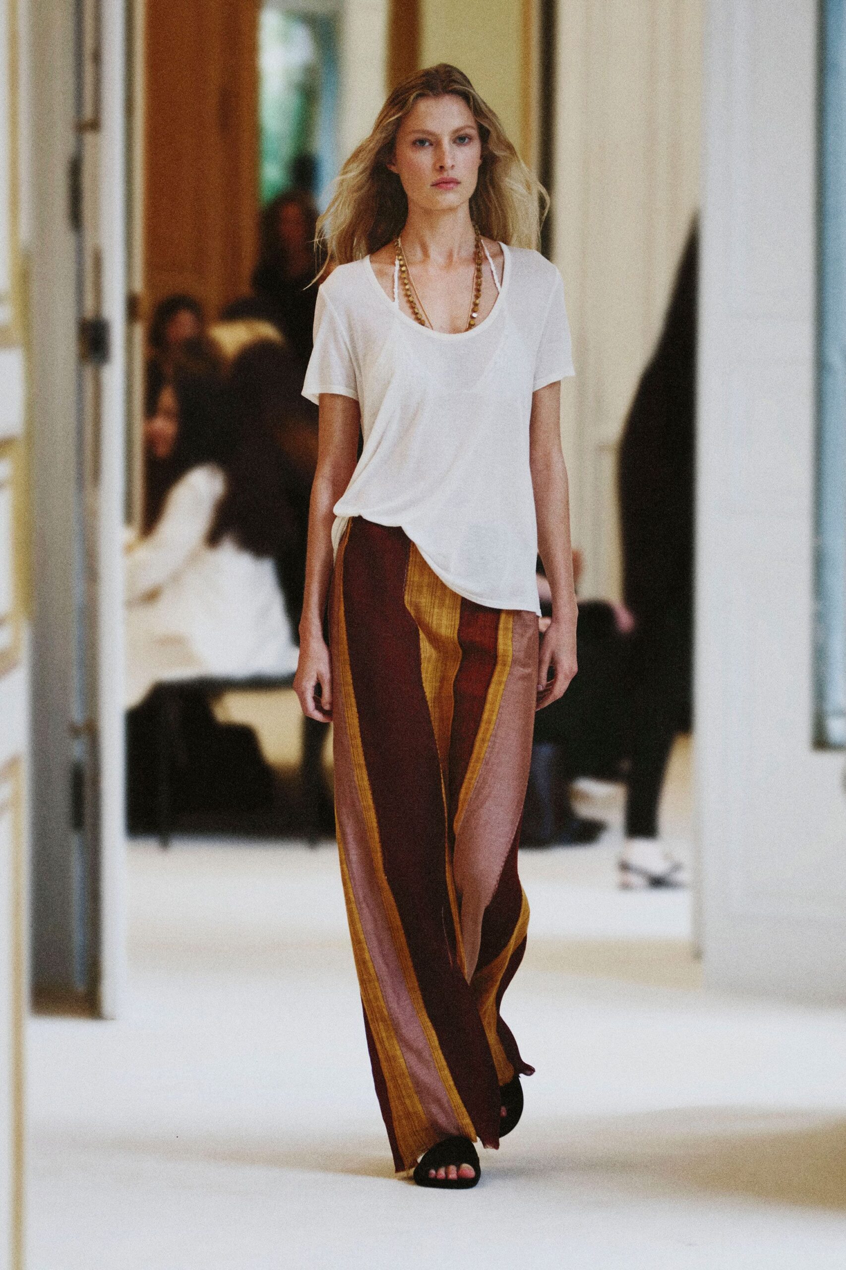 striped wide-leg pants