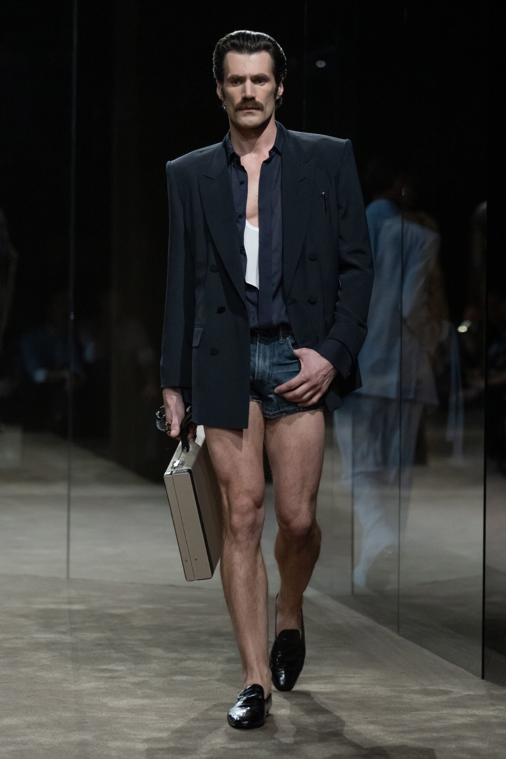 cut-off denim shorts with blazer