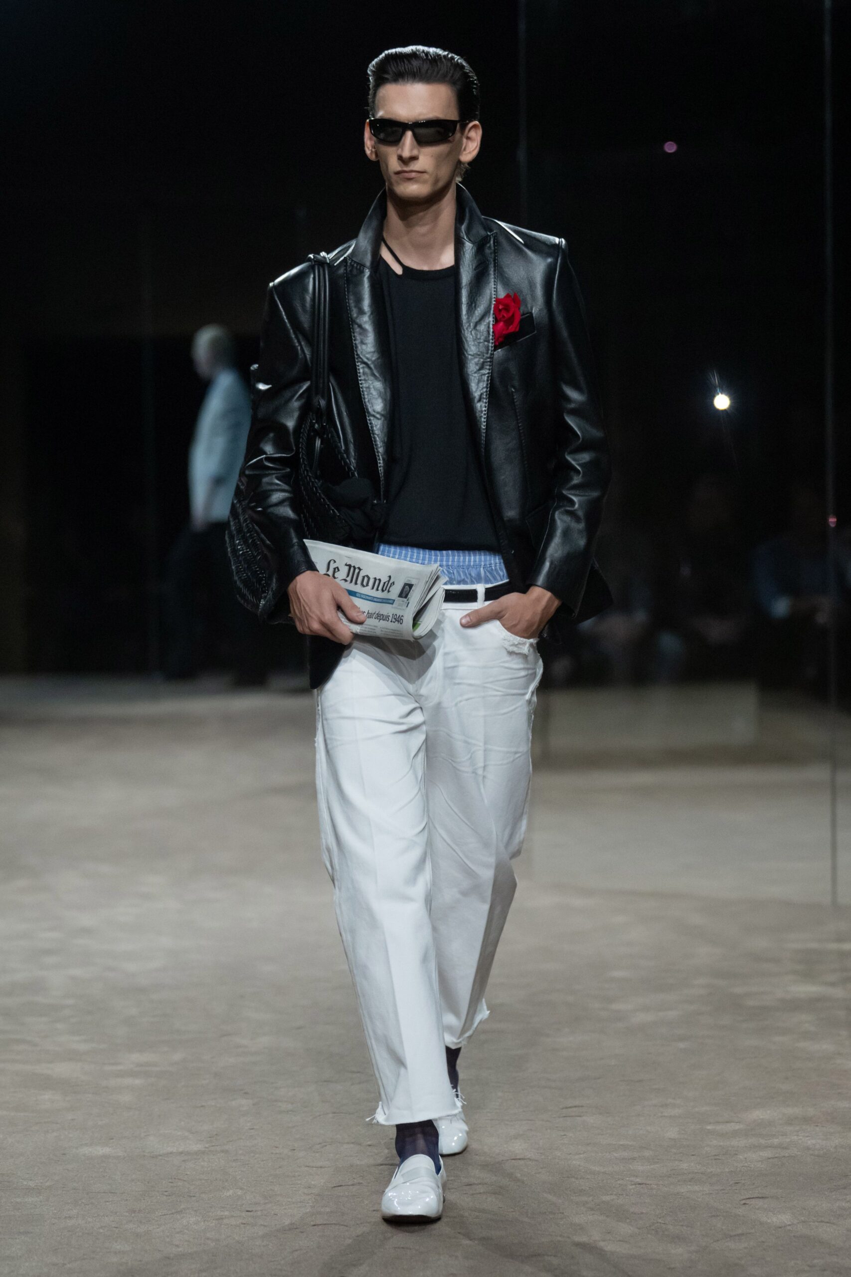 white straight-leg distressed pants